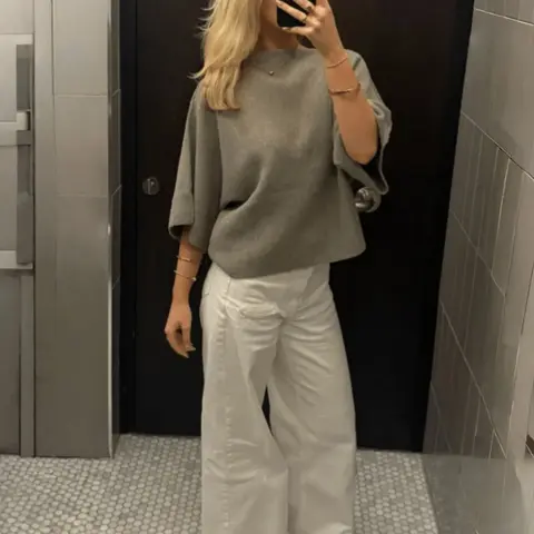 Women's Casual Loose-Fitting Knit Sweater, Light One-Shoulder Design, Seven-Eighth Sleeves, Fall & Winter Fashion, Plain Surface, Knitwear for Fall