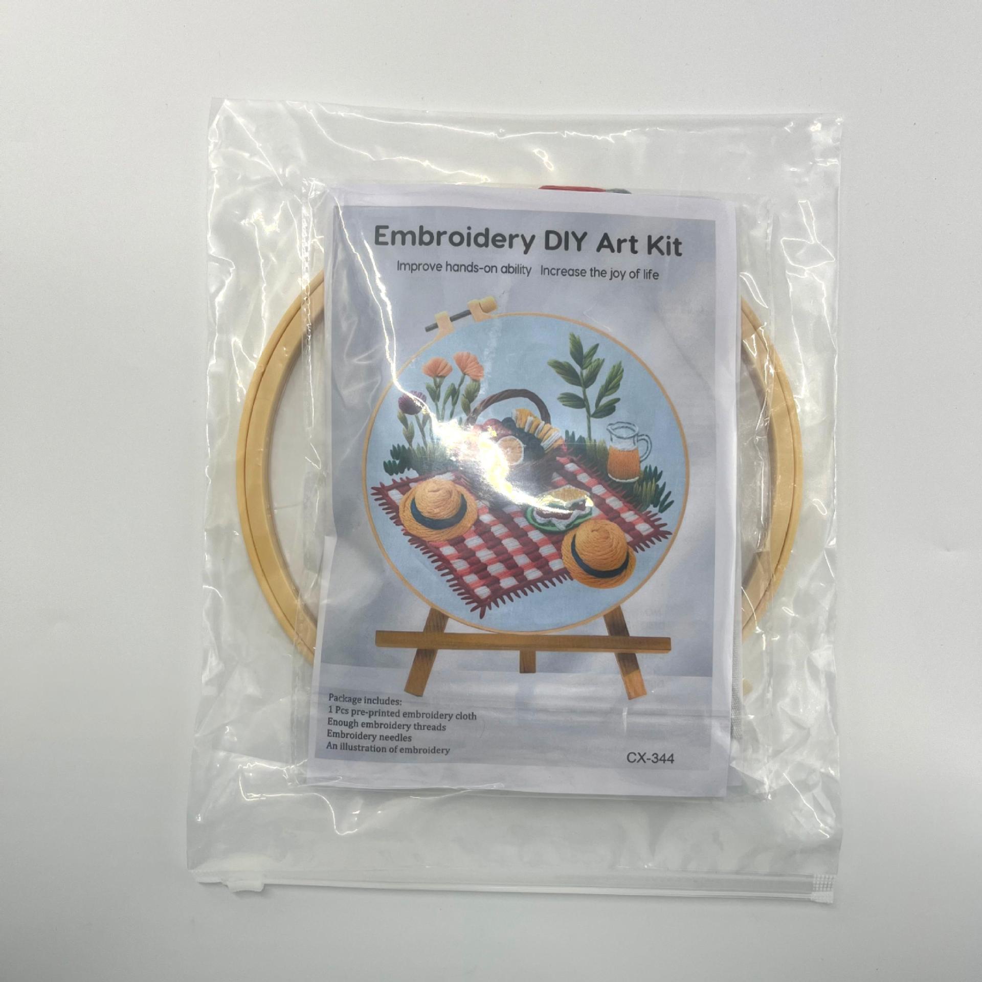 Christmas Flower Picnic Embroidery Kit – DIY Holiday Stitching with English Guide for Beginners