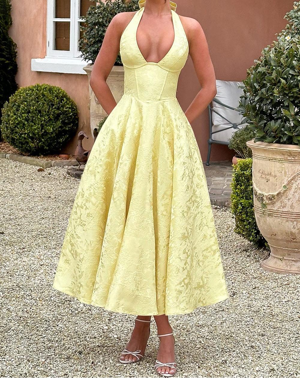 Fashion Elegant Halter Lace-Up Embroidered Waist V-Neck Sleeveless Dress,  Long Plain Party Gown, Fitted Style for Women - TikTok Shop