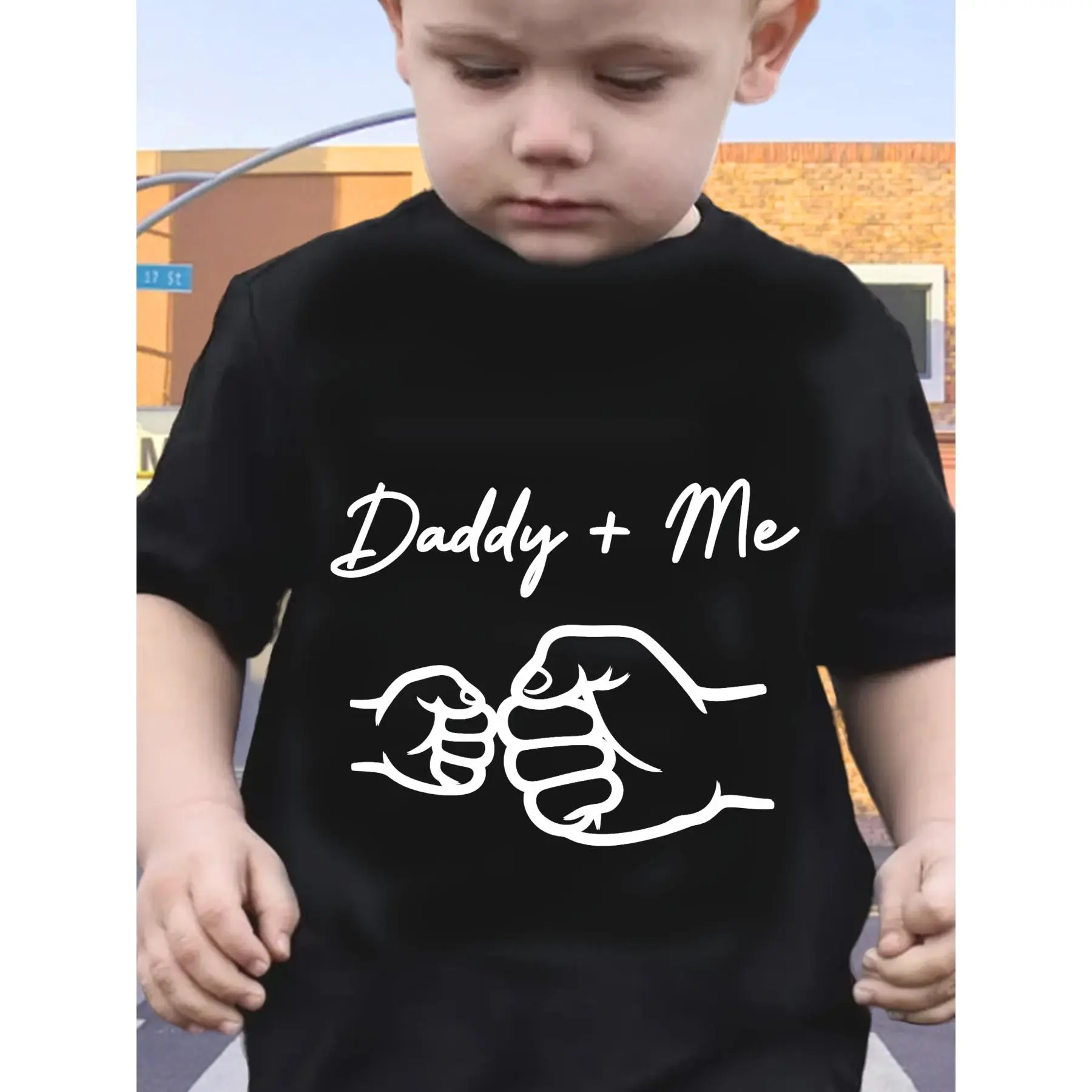 The latest boys' fun "DADDY + ME" parent-child T-shirt clothing super cool casual round neck splicing short sleeve children's spring and summer daily festival clothing cheap T-shirt clothing