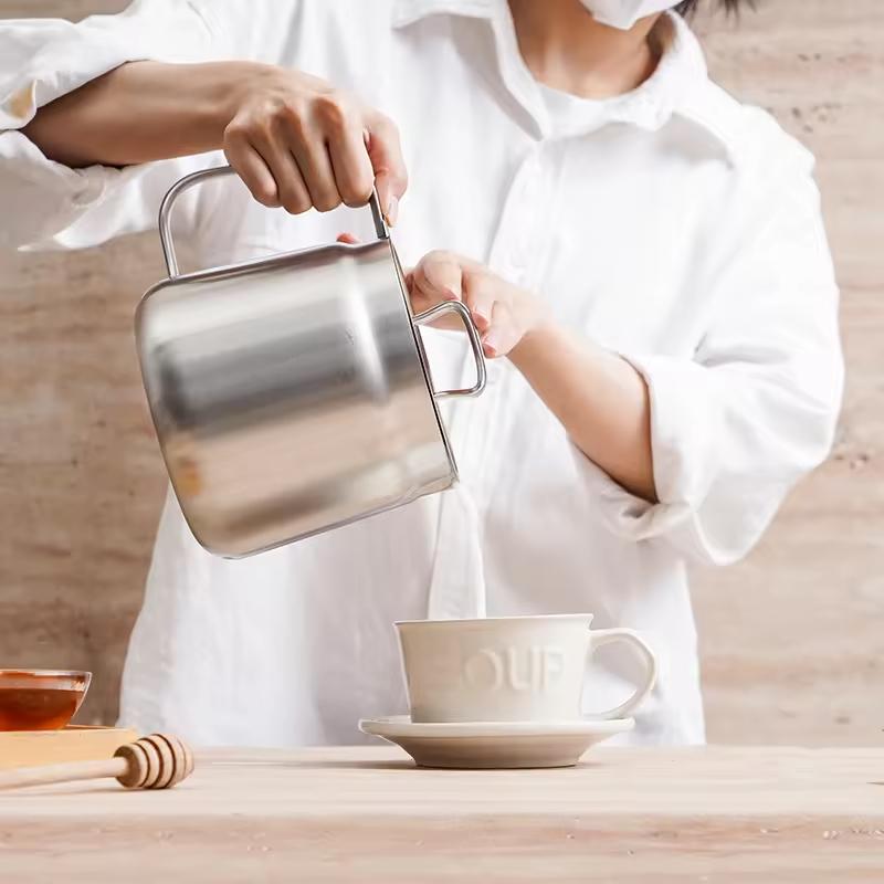 Premium Stainless Steel Oil Filter Pot – SS304, 2L, Heat Resistant, Rust Proof, Fine Mesh Filter, Easy Clean, With Strainer, Kitchen Organizer Cooking Filtration Basket Food Colander Kitchenware