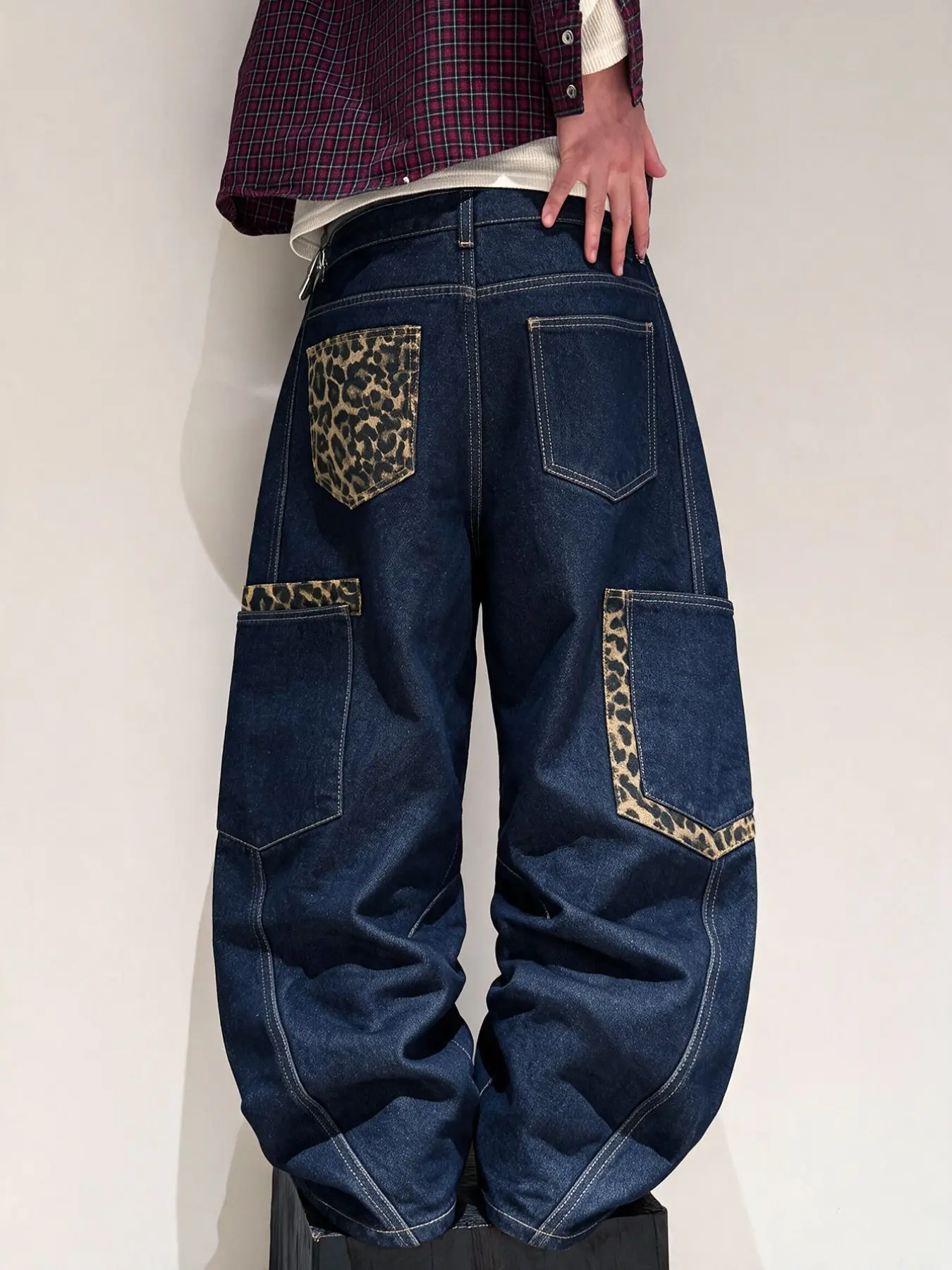 Men's Leopard Print Workwear Jeans, Multi-Pocket High Waist Wide Leg Pants, All-Season Casual Long Trousers, No Belt Included