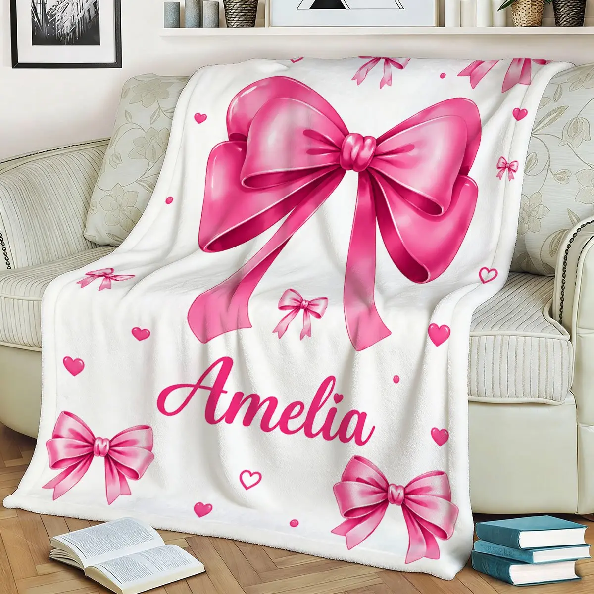 [Custom Name] Easy Pink Bow And Heart Pattern Design Flannel Blanket, All-Season Bed Sofa Cover Blanket Unisex Comfortable Bedroom Office, Outdoor Supplies, Ideal Gift Cozy Blanket, Family Gift, Birthday Gift, Personalized Gift, Back-to-School Gift