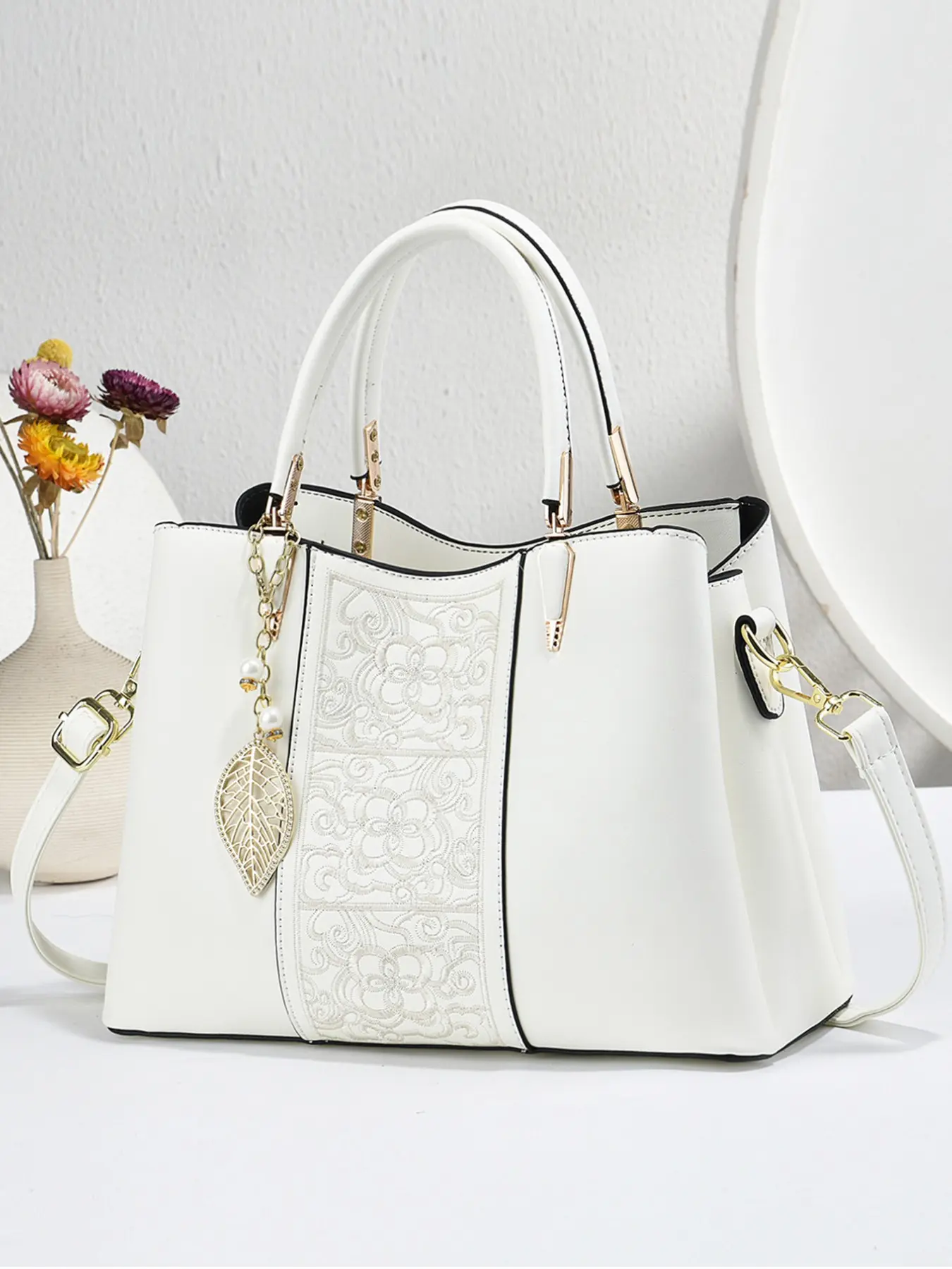Women's Chinese Embroidery Handbag, Gold Leaf Pearl Pendant Crossbody Tote, Casual PU Leather Bucket Bag, All Seasons Fashion Accessory