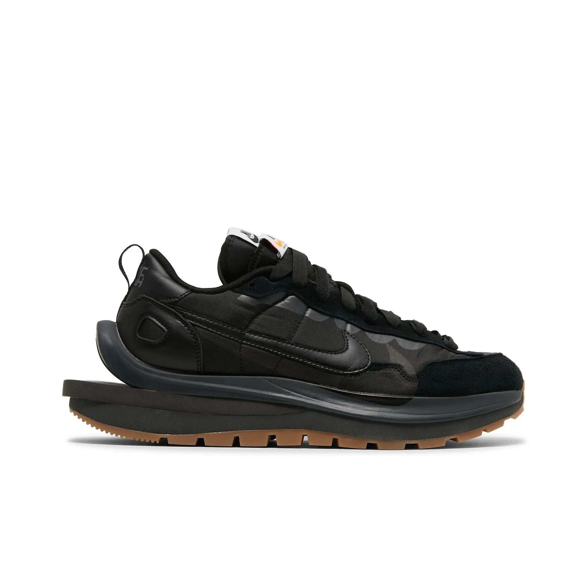 sacai x Nike VaporWaffle 'Black Gum' (Unisex) Black/Off-Noir/Off-Noir lifestyle casual shoes DD1875 001
