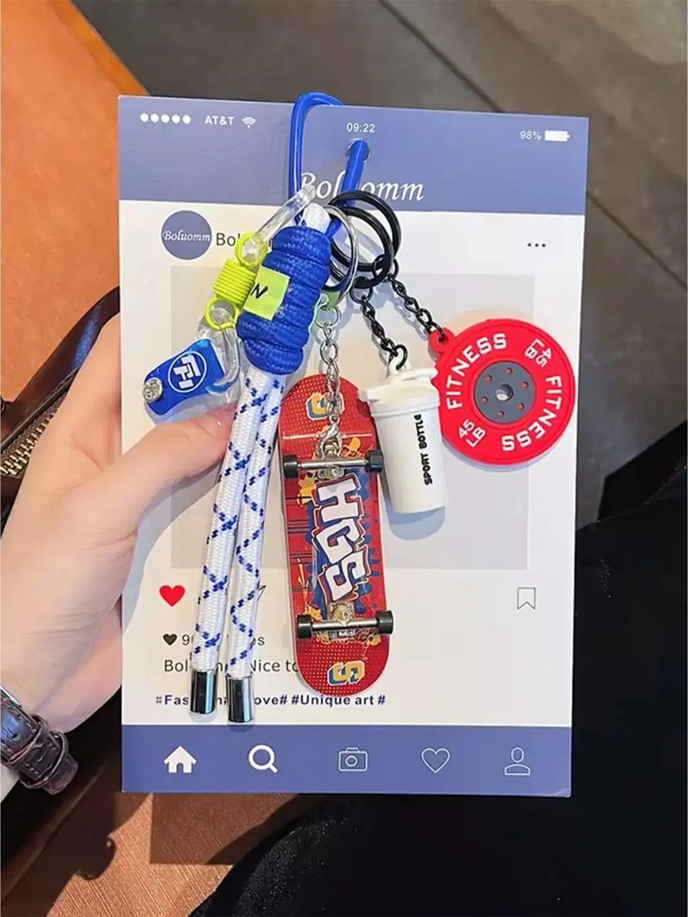 Aesthetic Street Skater Fitness Combo Bag Charm, Mini Fingerboard Backpack Accessory, Sporty Colorblock Design, Perfect Gift