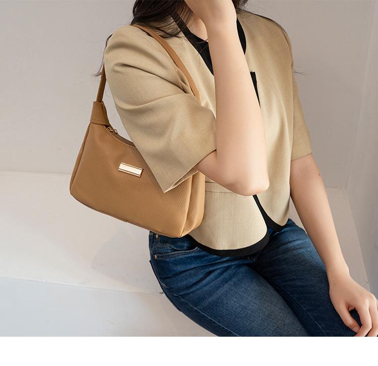 Women's Crossbody Bag, Trendy Sweet Lychee Pattern, Sequin Decoration, Unique Design, Fashionable Handbag, Stylish Shoulder Bag