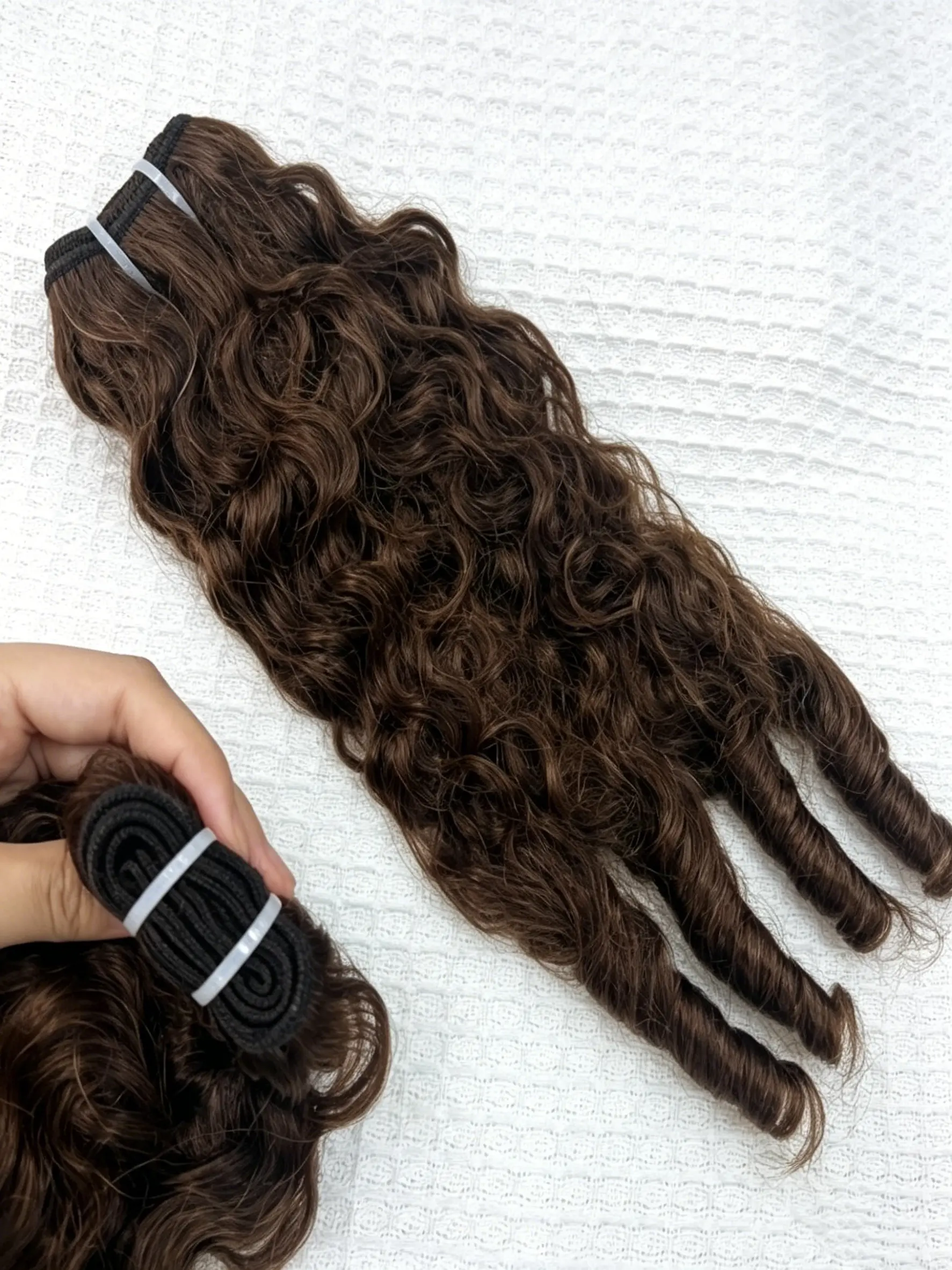 Lightweight 45g Myanmar Curly Human Hair Extension, Suitable for Various Skin Tones, Easy-To-Use Hairpiece for Stylish Looks Curly Wavy Hairpieces Curly Wave Extensions Curly Wave Textures