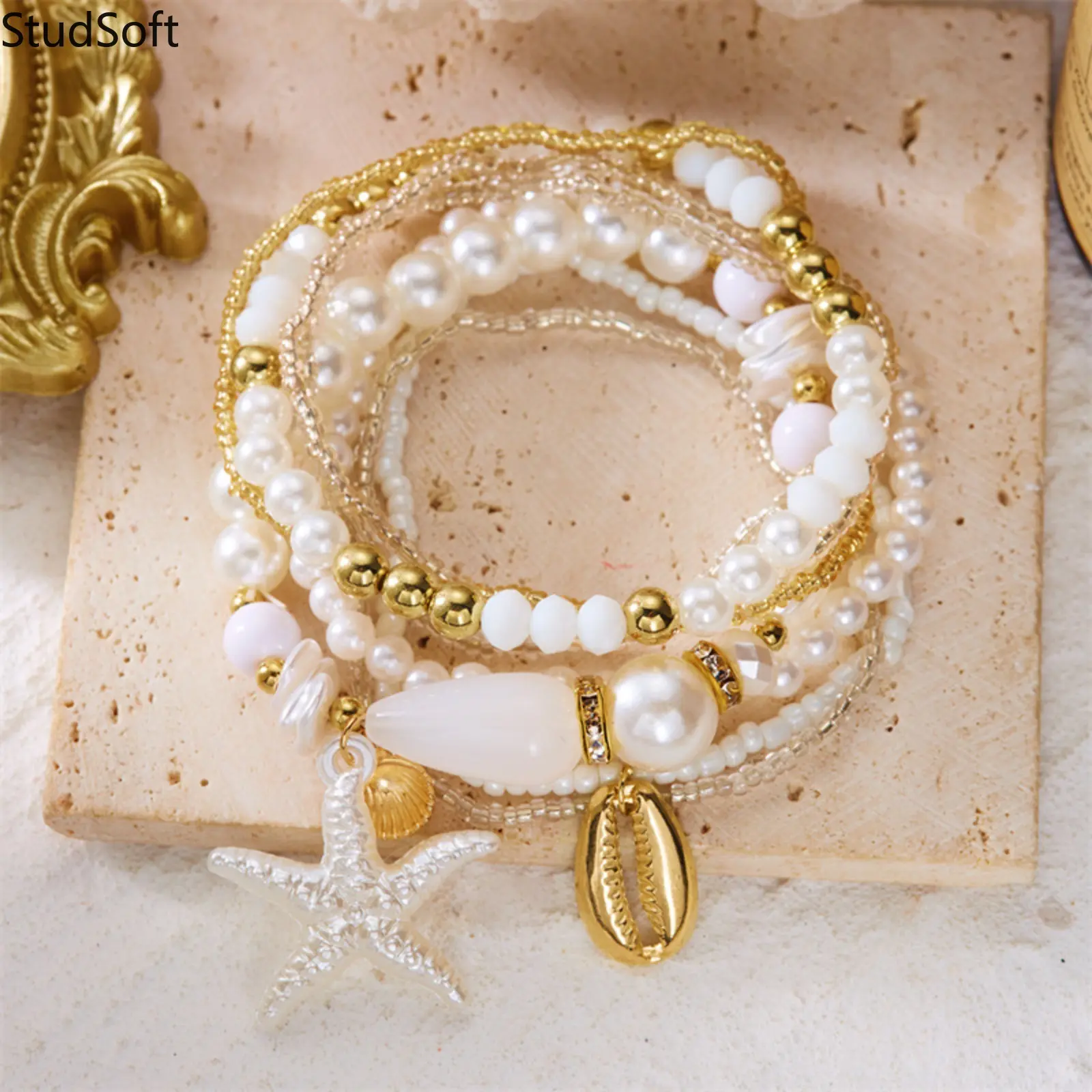 Boho Pearl Beaded Bracelet Set Layered Gold Shell Starfish Charm High-Quality Elastic Women Summer Beach Y2K Aesthetic Jewelry Gift