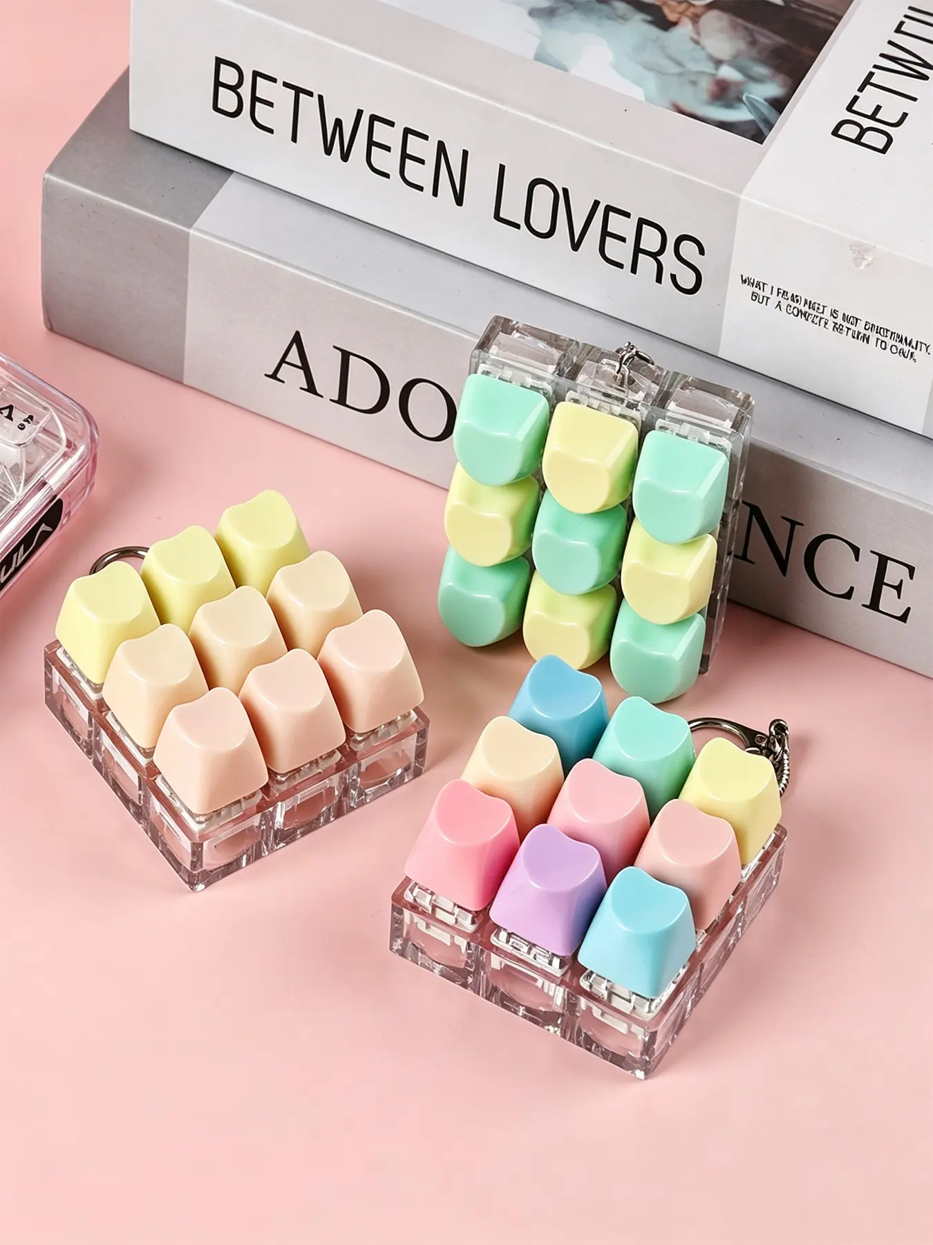 Fidget Keychain 9 Keys Mechanical Cat Paw Keycap Clicker Toy, Pastel ASMR Pocket Stress Relief Backpack Bag Charm, Novelty Gift for Teens & Adults