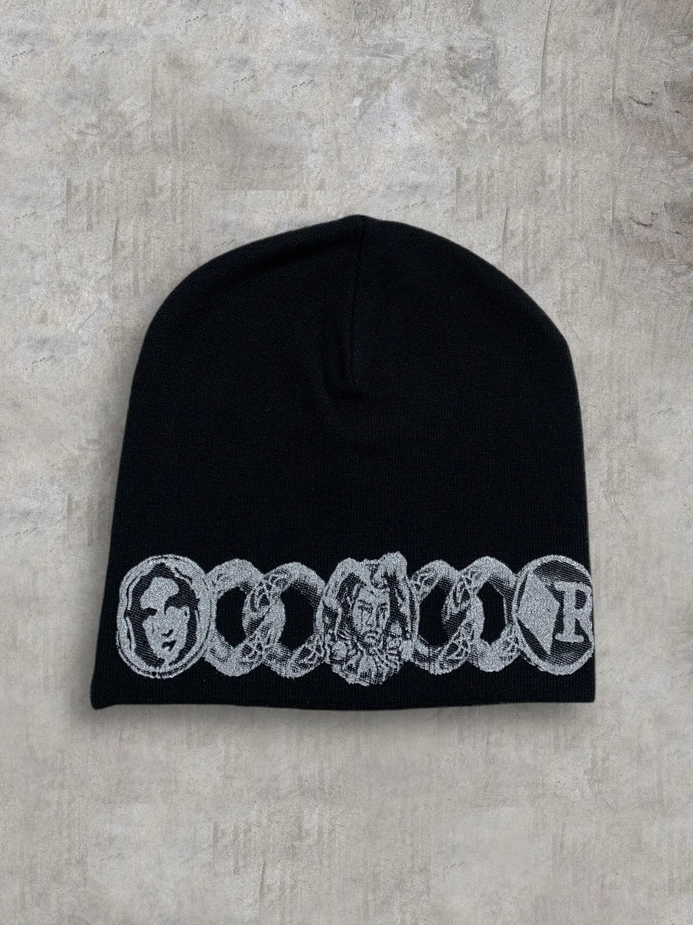 A hot selling hip-hop retro style printed knitted hat for autumn and winter, cold proof pullover cap for both men and women