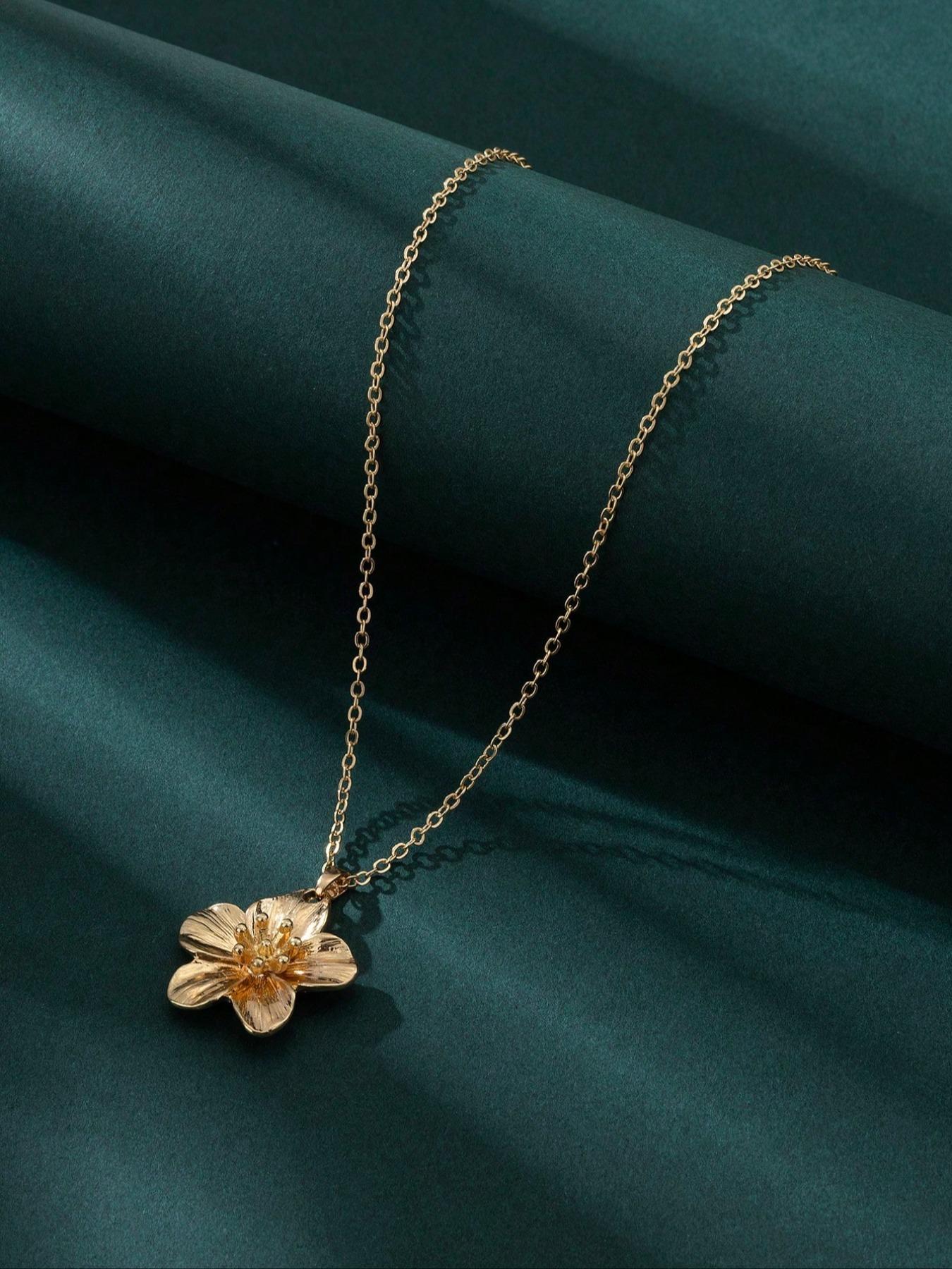 Flower Design Pendant & Chain Statement Necklace for Women, Dainty Elegant Necklace, Fashion Jewelry for Party, Daily Clothing Decor, Trendy Charm Necklaces for Birthday Gift, Chic Gorgeous Jewelry, Fashion Accessory, Non Tarnish Jewelry