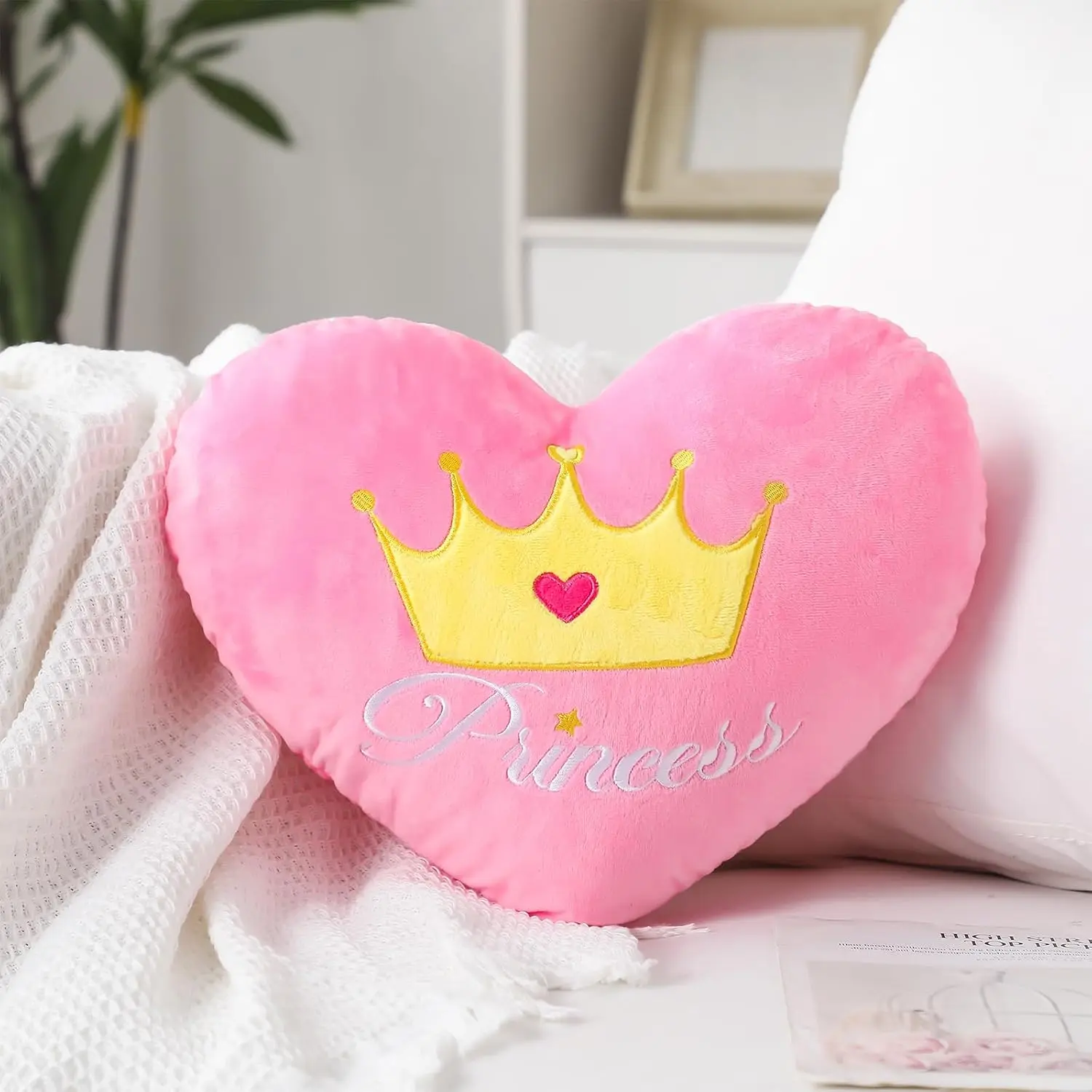 Valentine's Day Heart Pillow Pink Heart Throw Pillow Plush for Valentine's Day Anniversary Lover Gift for Home Bedroom Living Room Bed Sofa Chair Decoration