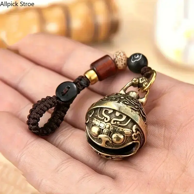 1pc Retro Vintage Copper Bell Keychain - Drawstring Pendant Brass Keyring, Bag Charm, Purse Accessory, DIY Bag Addition for Key Organization & Small Bell Craft Use, Keychain For Purse, Bag Charm Keychains