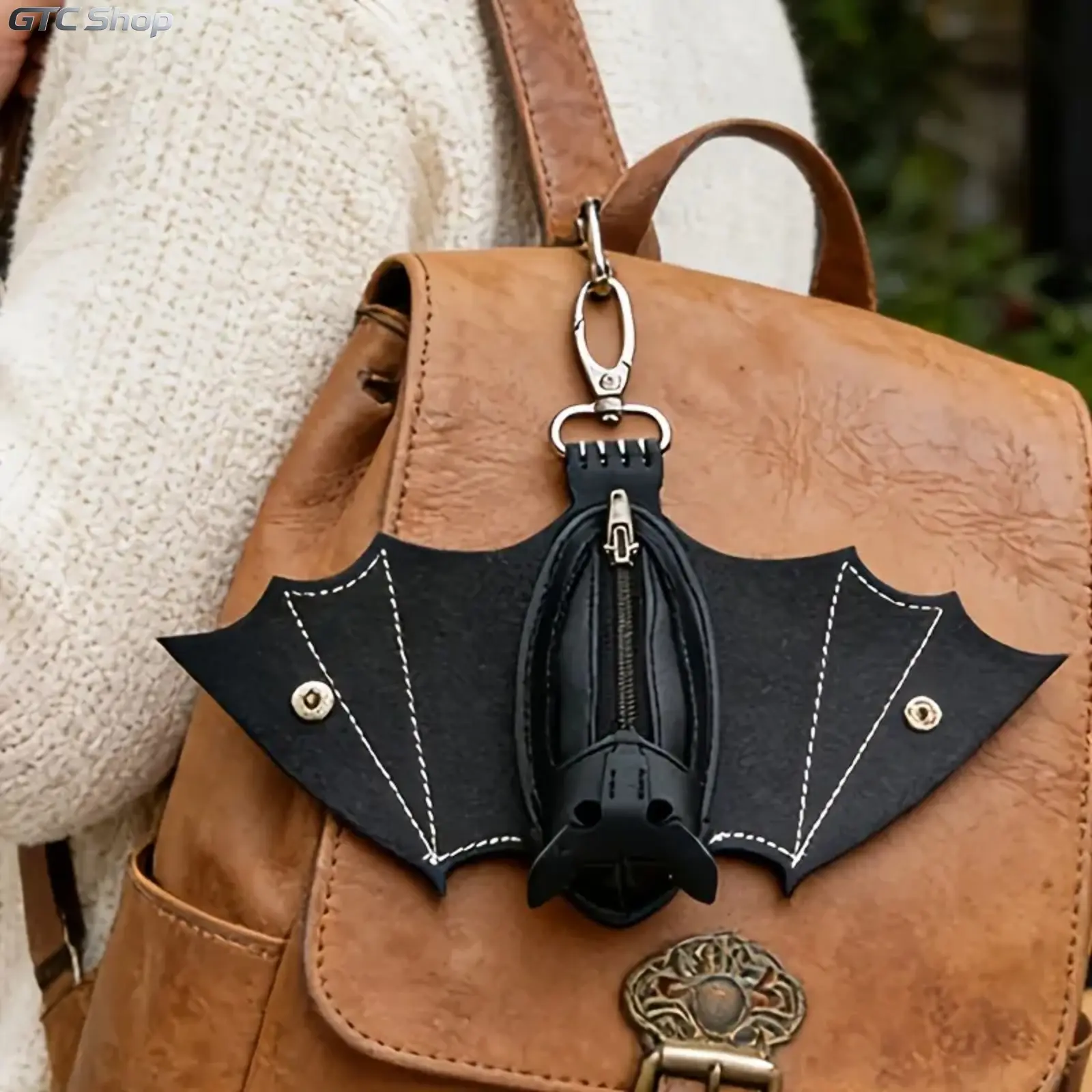 Bat Shaped Gothic Faux Leather Compact Wallet - Mini Crossbody with Detachable Strap, Spooky Goth Shoulder Carry Bag for Nightclubs, Stylish Accessory for Rave Outfits Festival Girls