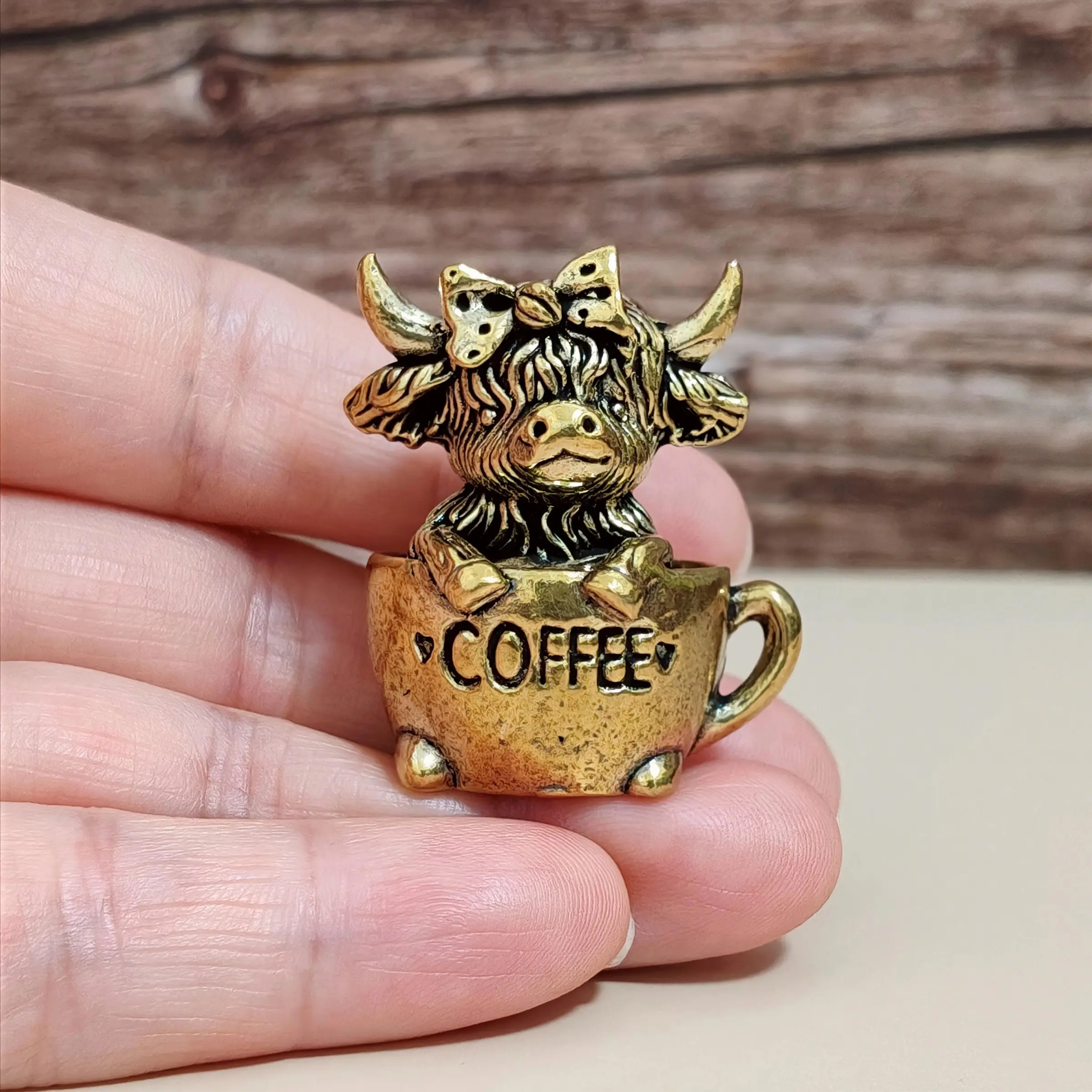 Vintage Brass Coffee Cup Highland Bull Brass Ornament, Animal Decorations, Home Office Study Car Decorative Craft Gift, Unique Artisanal Decoration Piece, Decorative Ornaments
