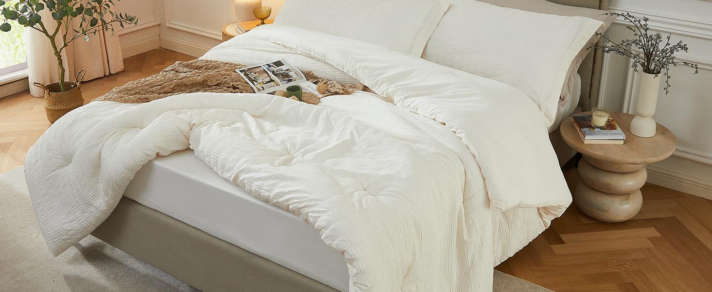 SkyBlue Twin/Twin XL Comforter Set - 2 Pieces Seersucker Lightweight Bedding Comforter Sets (1 Soft Comforter & 1 Pillowcase) - All Cozy Bed Sets for Men SkyBlue Twin/Twin XL Comforter Set - 2 Pieces Seersucker Lightweight Bedding Comforter Sets (1 Soft Comforter & 1 Pillowcase) - All Cozy Bed Sets for Men