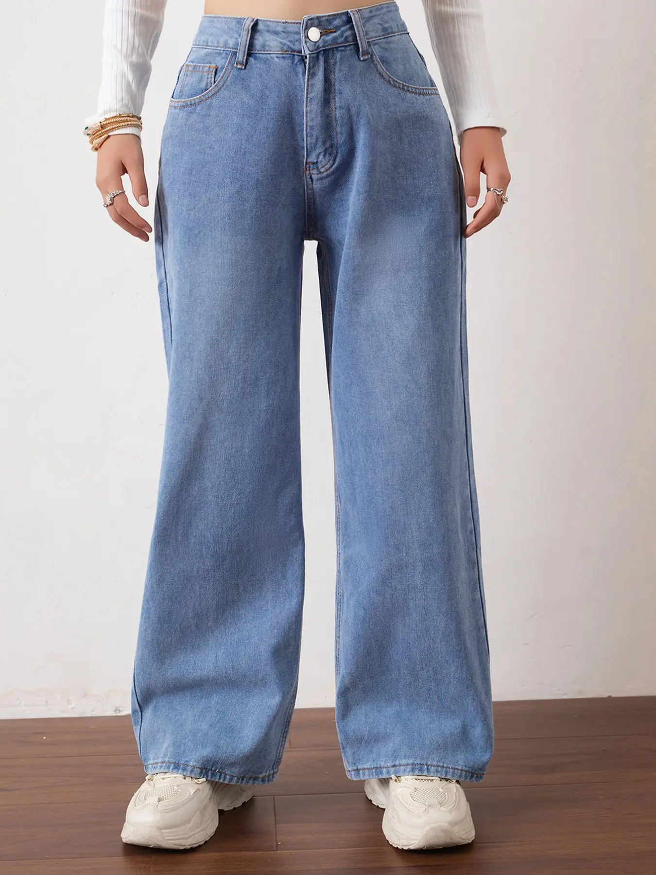High Waist Wide Leg Jeans for Women, Light Blue Washed Fitted Jeans, All Seasons, Casual Street Style, Comfortable and Stylish
