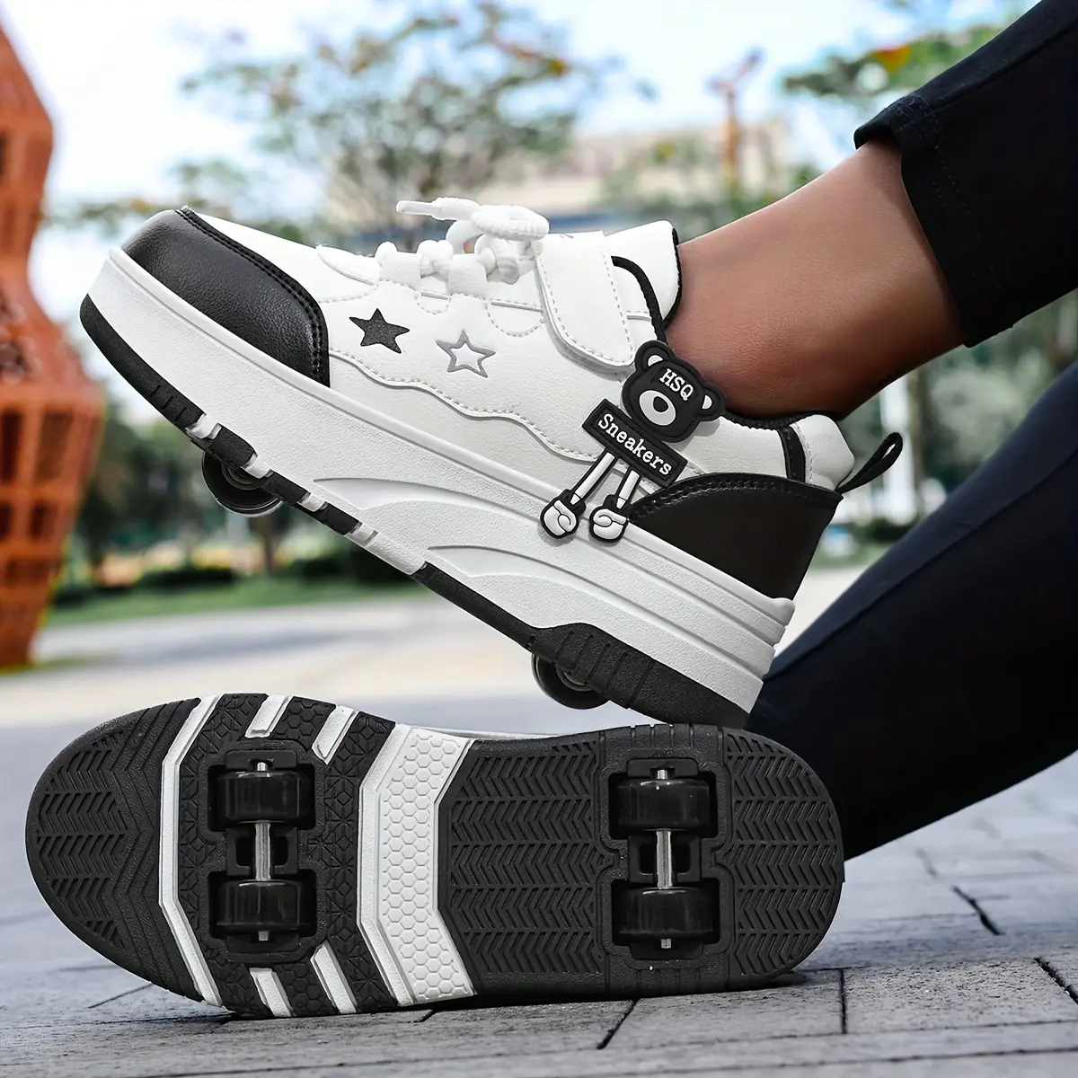 Trendy Kids' Shoes, Four-Wheel Detachable Dual-Use Roller Skates, Double Row Enhanced Stability, Comfortable Skate Shoes, Indoor and Outdoor Youth Casual Sneakers