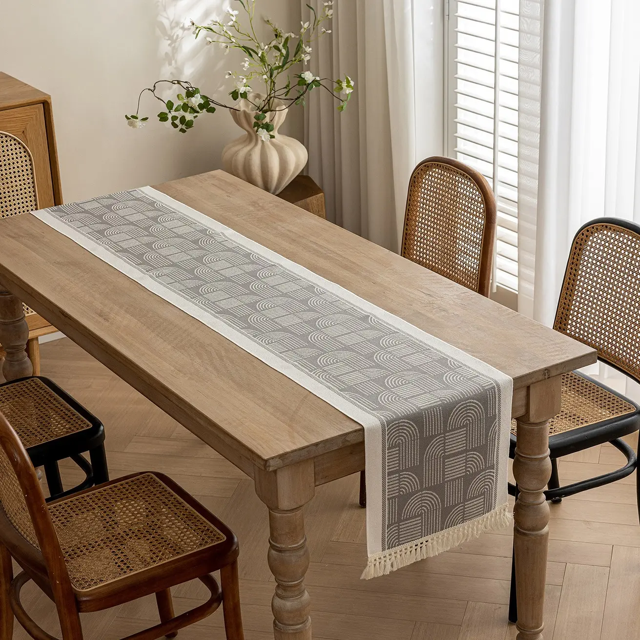 Woven Cotton Linen Tablecloth with Fringe, Durable Woven Cotton Linen Fringe Design, Versatile Decorative Cloth for Dining Tables & Sideboards, Home