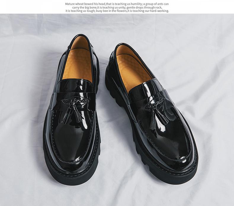 British Style Men's Fashion Loafers Patent Leather Tassel Loafers Black Thick-Soled Slip-on Formal Shoes Simple Casual Plus Size Dress Shoes for All Seasons