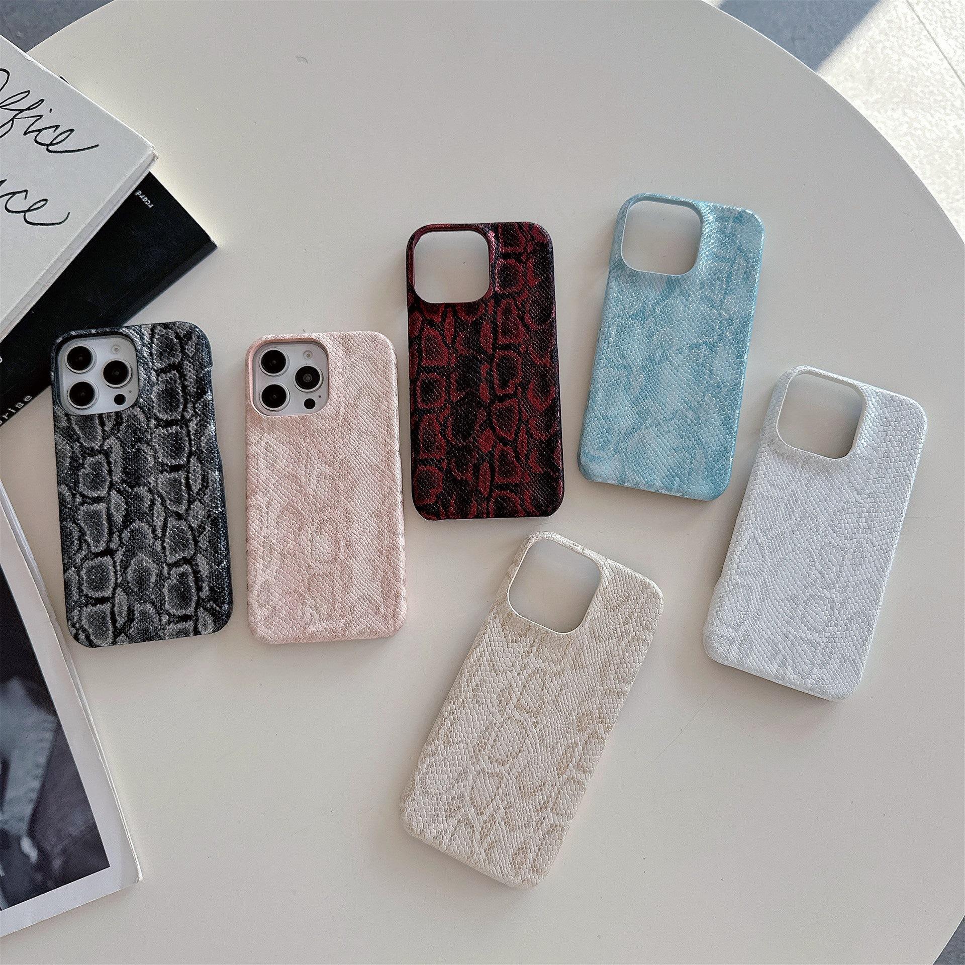Luxury python skin pattern half-cover case with a high-end feel for iPhone 17 Pro Max/for 16