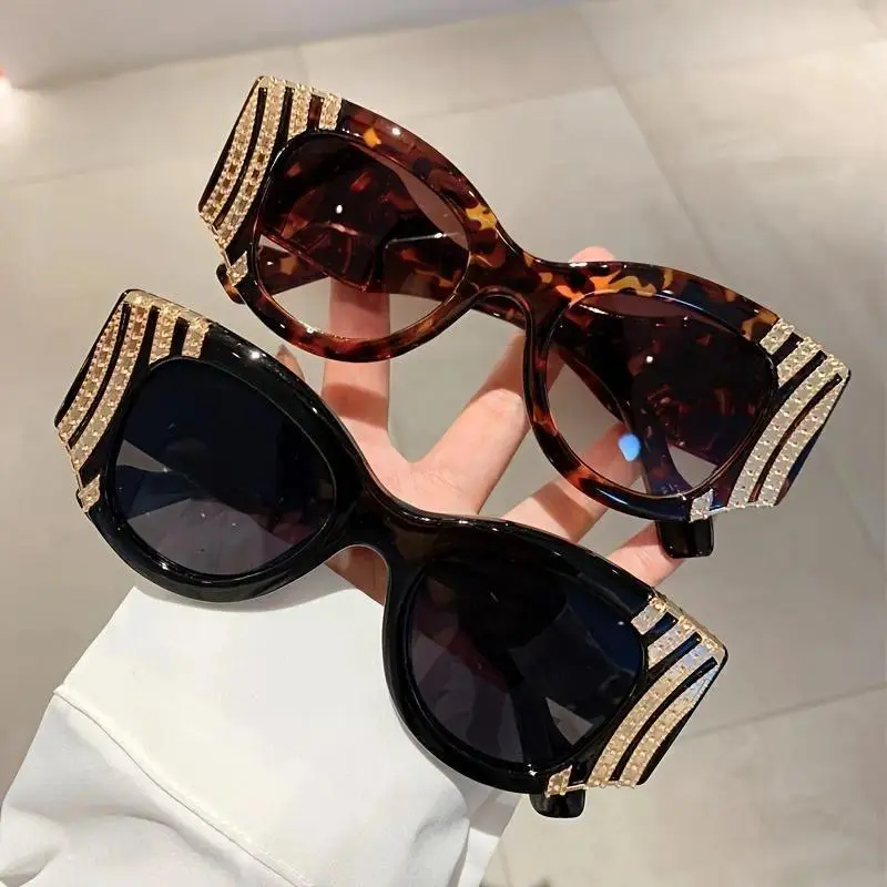 Oversized Cat Eye Sunglasses for Women, Punk Style Shades with Metallic Accents, Trendy Two-Tone Brown/Black Frame, Bold Streetwear Eyewear for Daily Looks