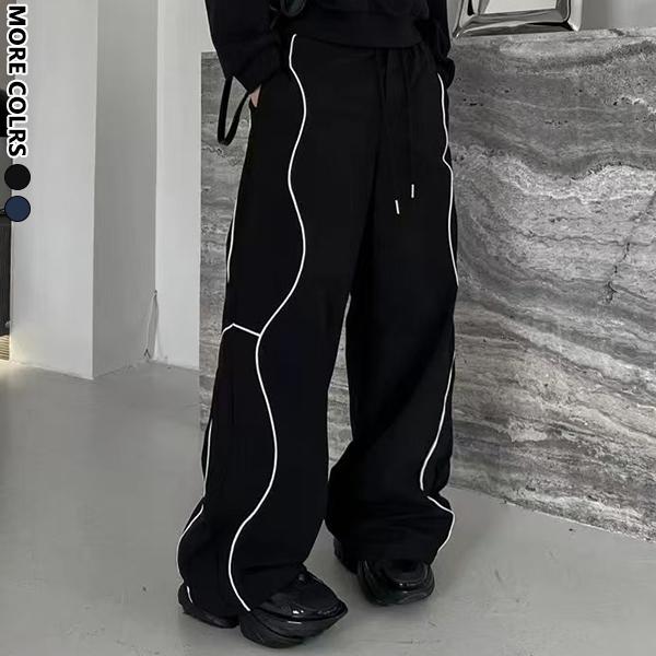 Black Curved Piping Wide-Leg Sweatpants | Streetwear Bottoms