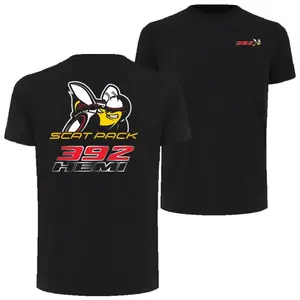 Graphic T-Shirt Dodge Scat Pack 392 HEMI Tee Muscle Car Graphic Shirt Limited Edition Iconic Racing Design Men's Streetwear T-Shirt Unisex Camiseta Casual Verano Streetwear Racing Car Outfit USA