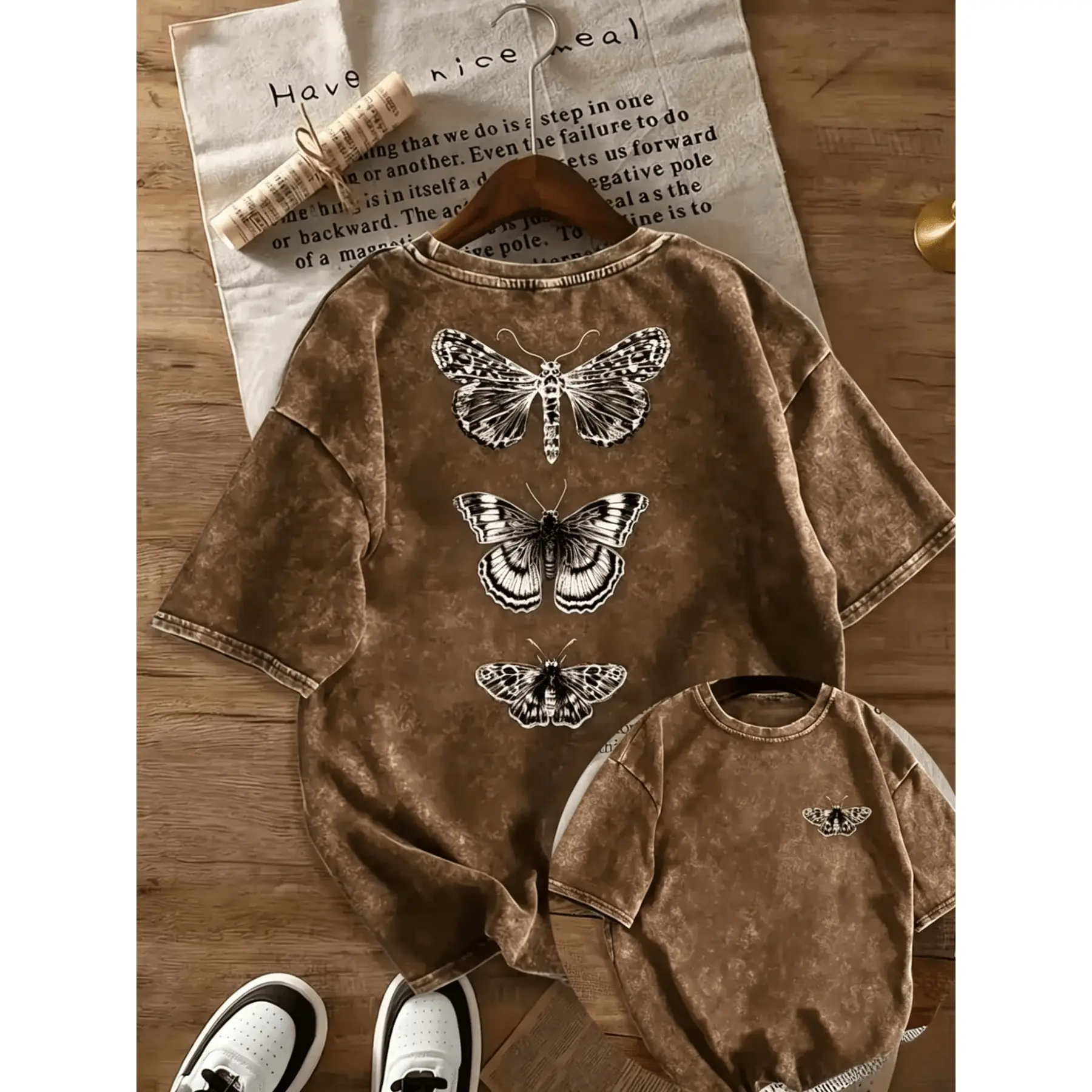 Men's Classic Short-Sleeve Crew Neck T-Shirt - Butterfly Literary Print, Washed Cotton Fabric, Vintage Casual Regular Fit, Soft Breathable Menswear Tops, Suitable for Daily Commuting & Holiday Gifting, Shortsleeve, Round Neck