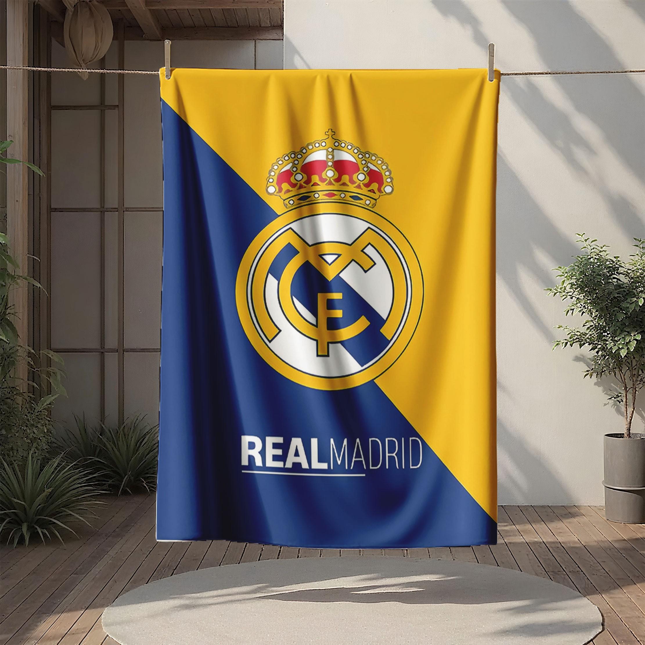 Royal Madrid Team Logo Blanket, Soft Flannel Gift Throw, High-Definition Print, Comfortable Bed & Office Blanket, Multifunctional Travel Cover
