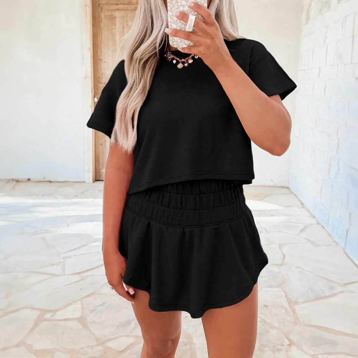 Women's 2-Piece Chic Casual Clothes Set - Black Short-Sleeve Cropped Tee & Ruffle High-Waist Skirt for Day Wear, Shortsleeve