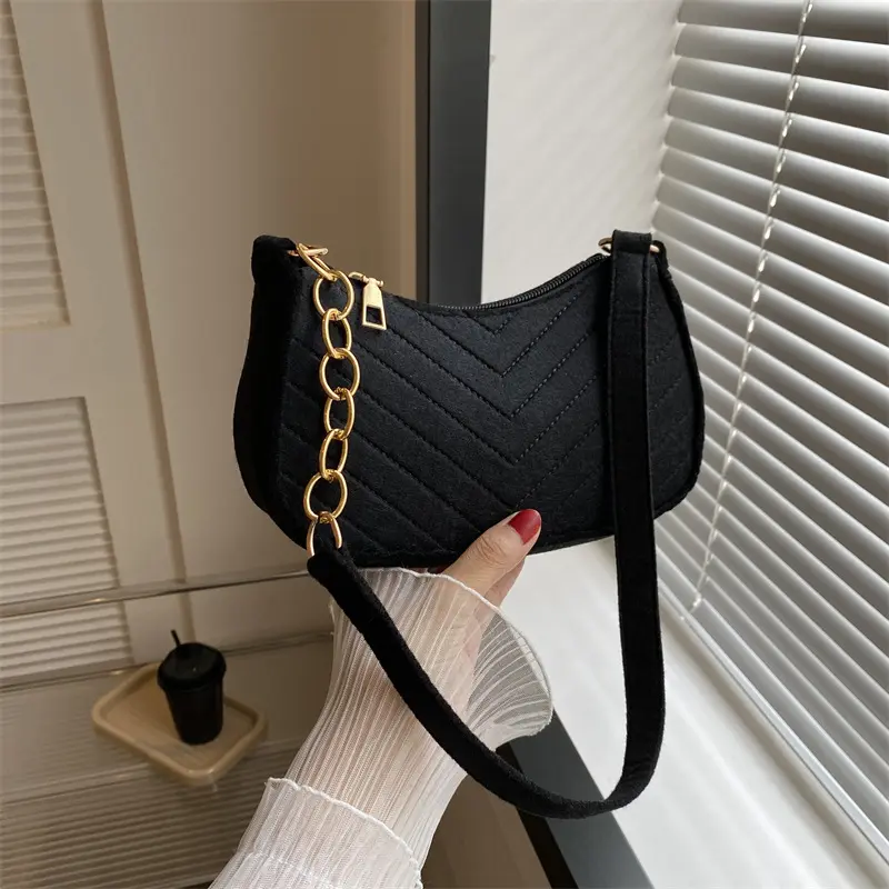 Vintage Mini Crossbody Bag For Ladies, Trending Autumn Fashion Chic Underarm Purse, Sleek Simple Casual Shoulder Handbag, Adjustable Strap & Spacious Inner Pocket, Elegant Versatile Style, Ideal For City Shopping, Date Night And Daily Street Styling