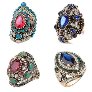Bohemian ring, gold-plated, vintage style, women's niche, light luxury, high-end feel, exaggerated gemstone ring