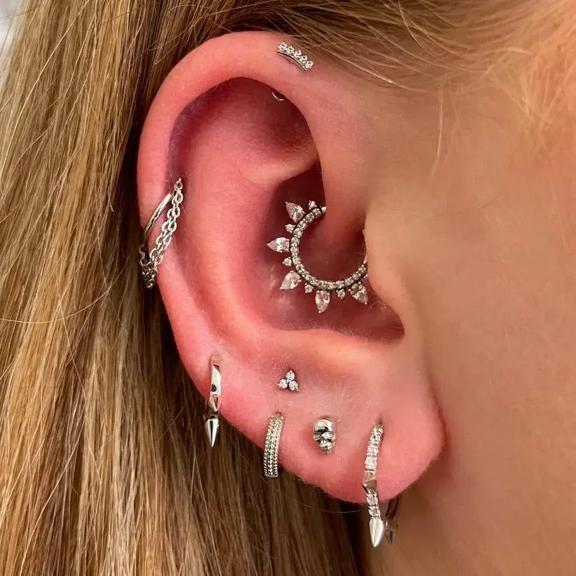 1PC Daith Piercing Ear Hoop Earring for Women Girlish Zircon Ear Ring Helix Cartilage Piercing INS Daith Jewelry Gold Color Gift