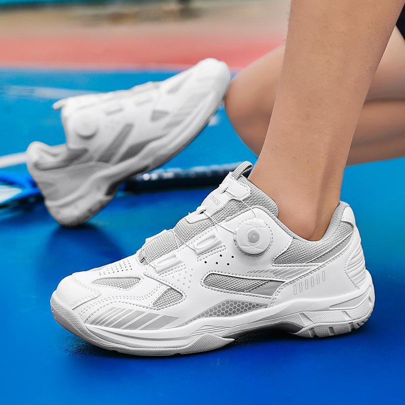2026 New Model Badminton Shoes for Men, Breathable and Lightweight, Women's Badminton Training Shoes, Couple's Sports Shoes