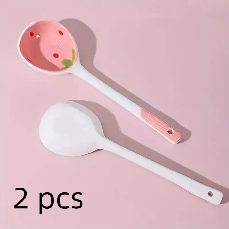 2pcs Ceramic Strawberry Soup Spoon, Cute Korean Ice Cream Dessert Long Handle Spoon, Hand-Painted Design, Reusable, Suitable for Home, Café, Dessert Spoons