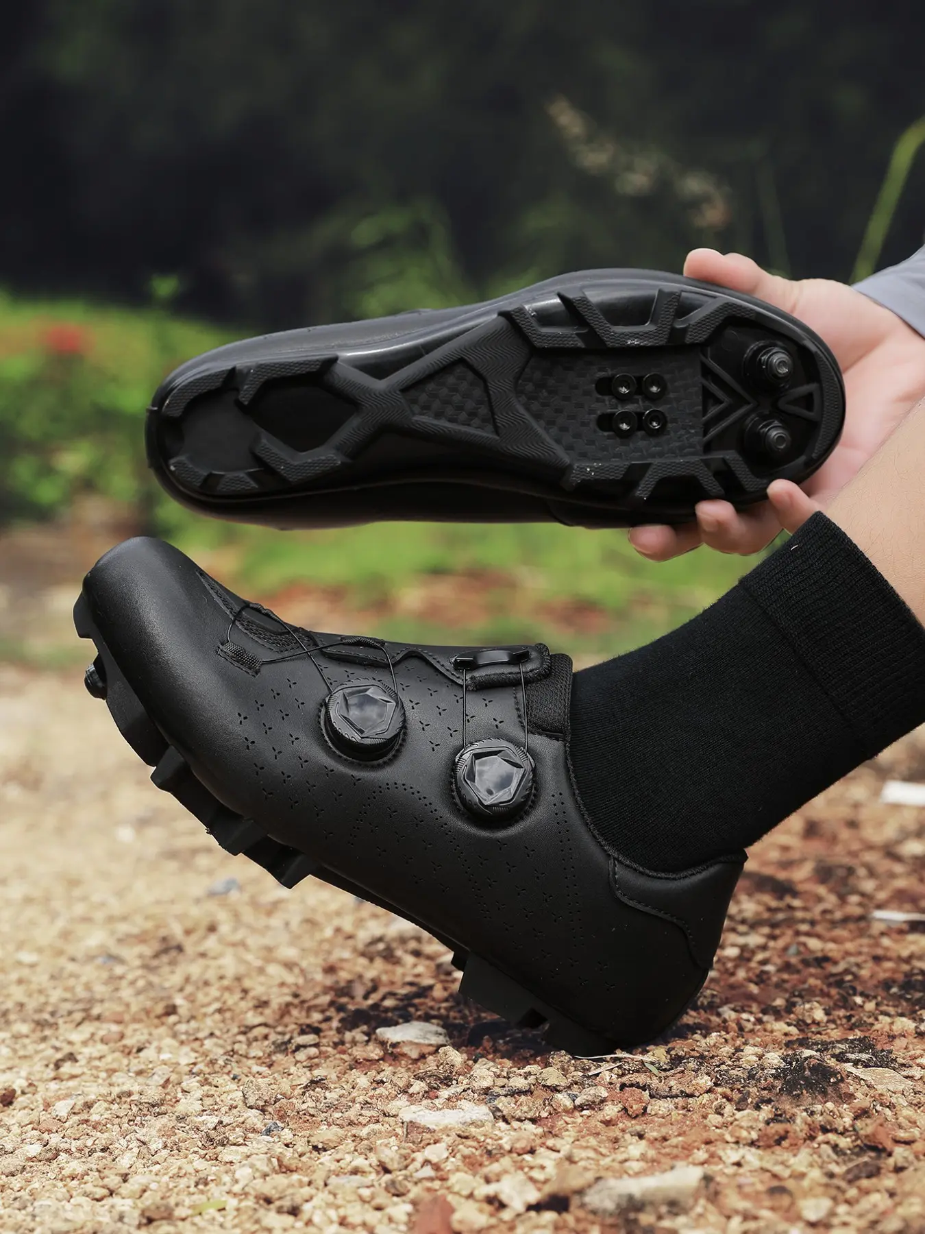 Unisex Mountain Bike Lock Shoes, Sizes 37-47, Dual Rotation Buckles, Breathable Mesh, Anti-Slip Nylon Sole, Ideal for Outdoor Racing