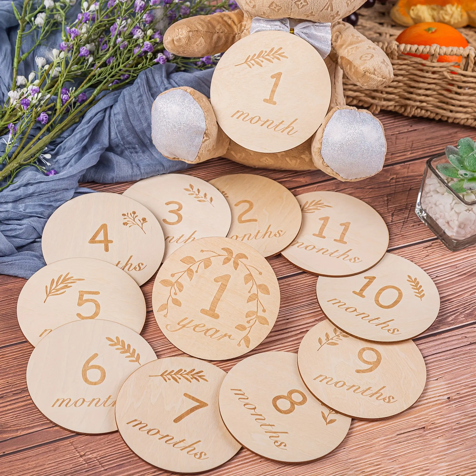 12 piece set, 10cm/3.93-inch wooden monthly tray leaf style, leaf children milestone, wooden, commemorative, suitable for monthly milestones of Halloween and Christmas, photography props