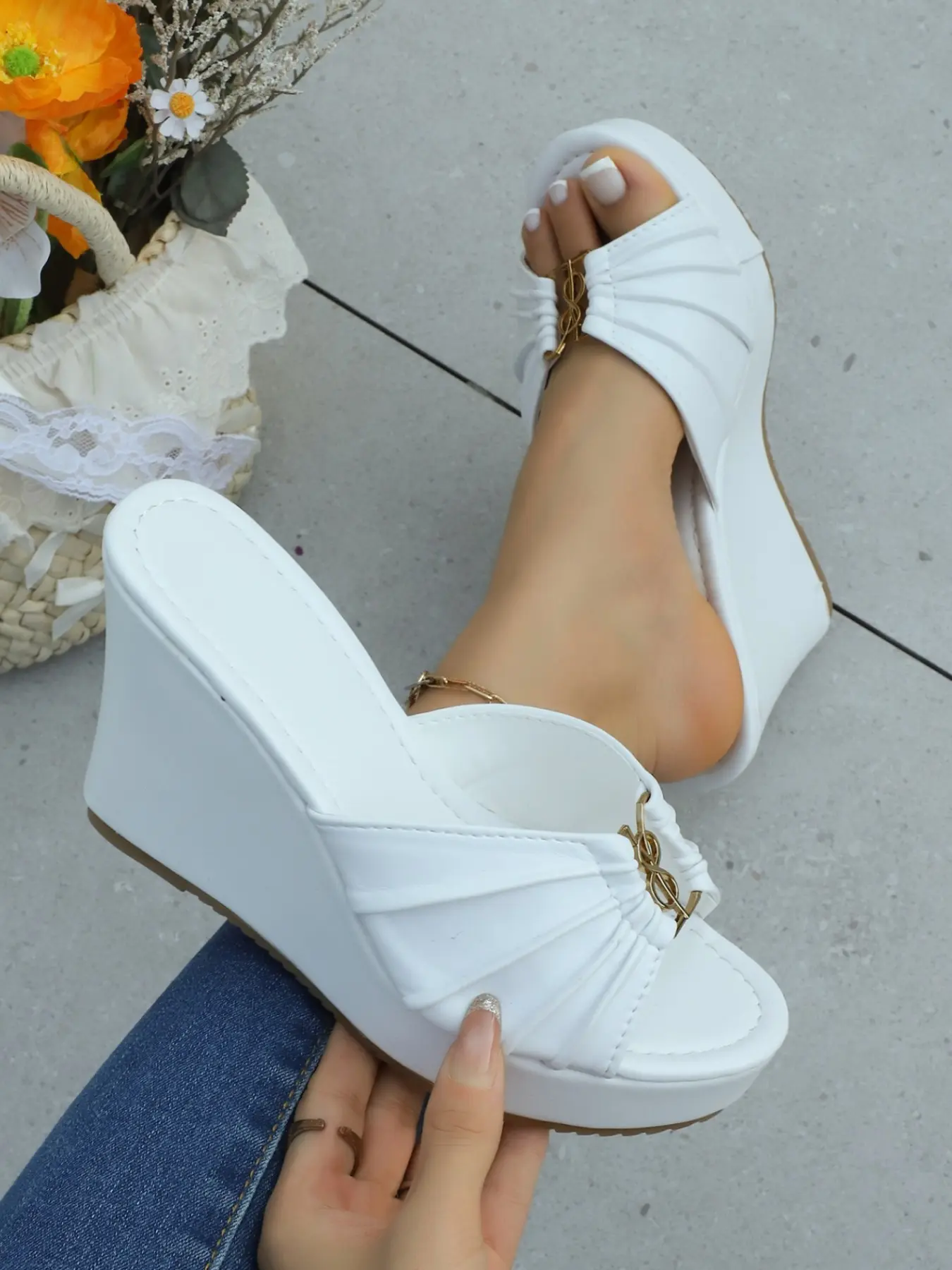 2026 New Wedge Sandals for Women, Summer Outdoor Thick Sole Waterproof Platform Flip Flops, Ruched Metal Decorative Heel Open Toe Slippers, Fashion Sandals