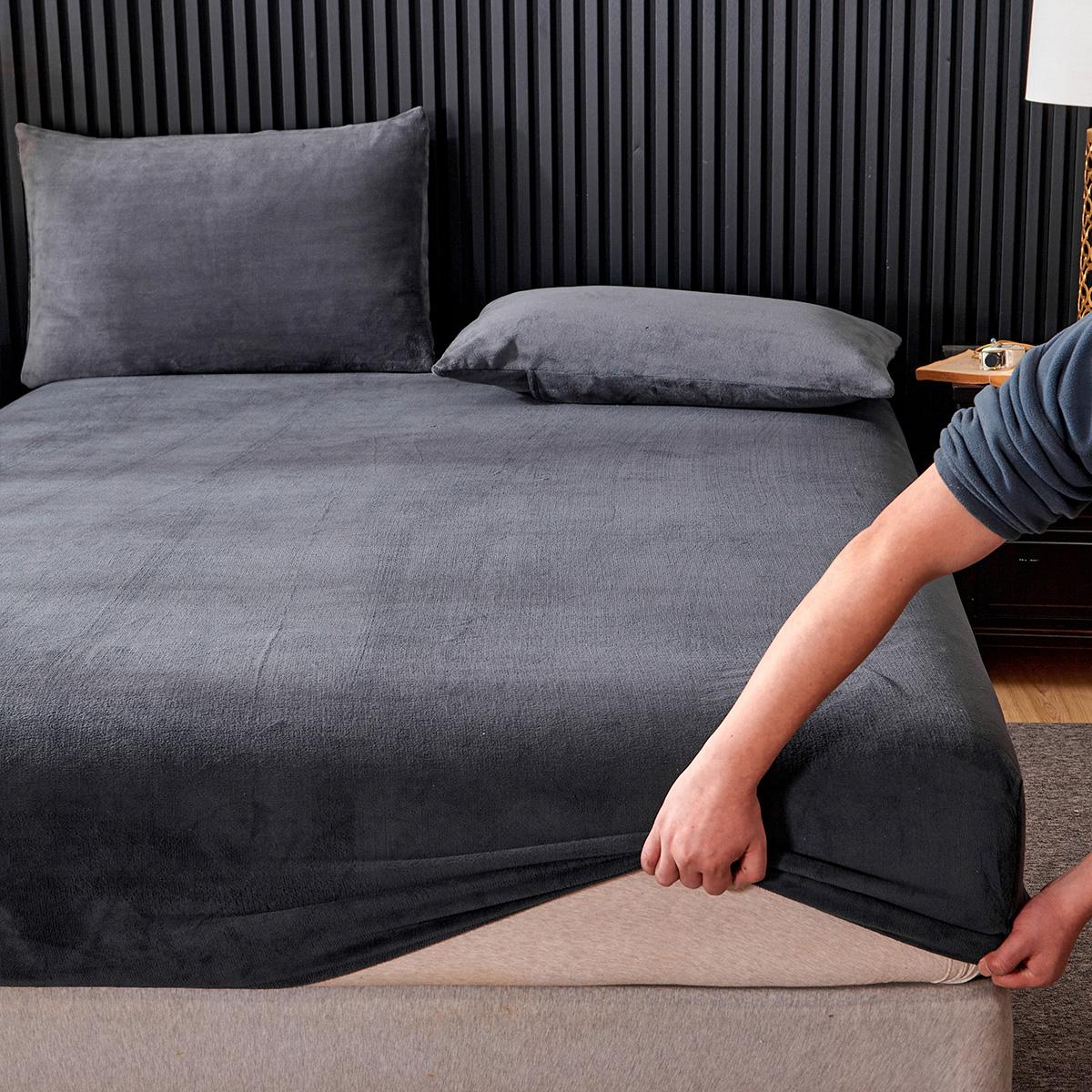 Solid Color Fitted Sheet, 1 Count Soft Comfortable Machine Washable Fitted Sheet, Breathable Bedding Sheet, Breathable Sheets for Home Bedroom Hotel, Silky Bedding Sheets