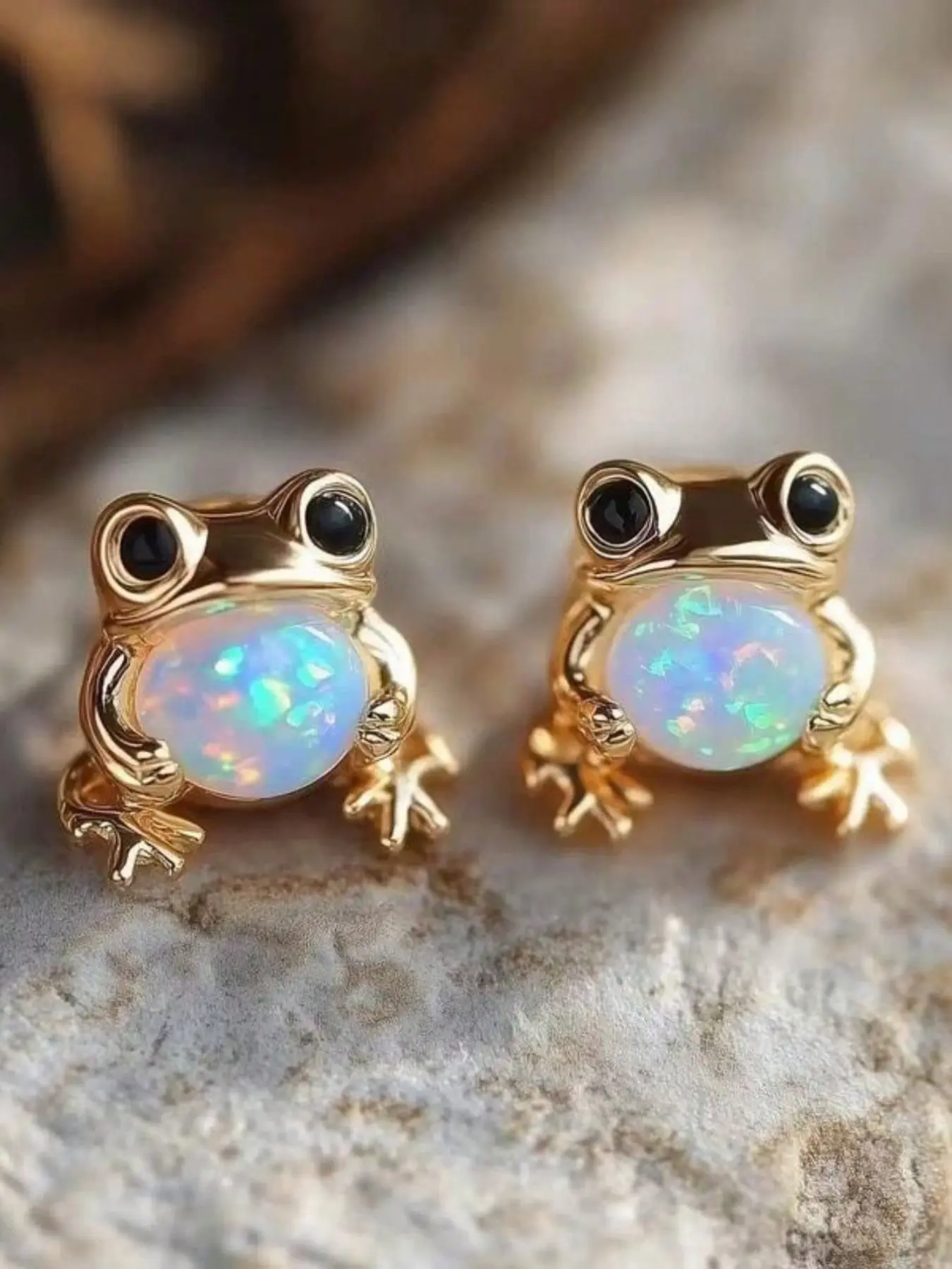 1 Pair of Cute Animals Series Earrings - Frog Penguin Fashion Women's Earrings, a stylish accessory for daily wear, also suitable for teenagers to wear