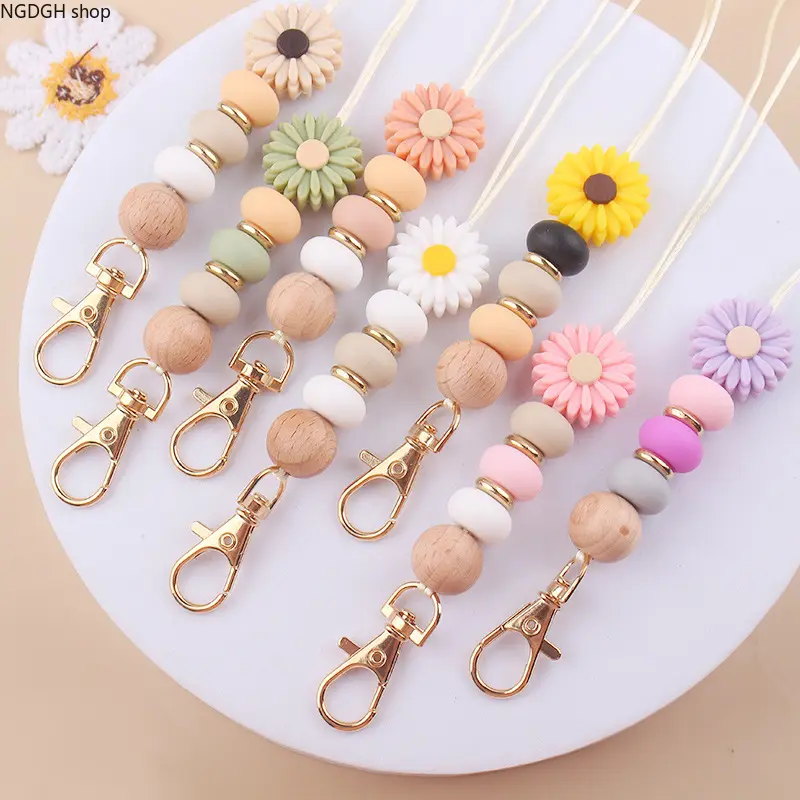 Beaded Lanyard For ID Badge Cute Daisy Silicone Wooden Bead Neck Lanyard Lobster Clasp Key Ring Strap Boho Floral Name Badge Holder Lightweight Accessory For Work School Keys Gift For Women Girls