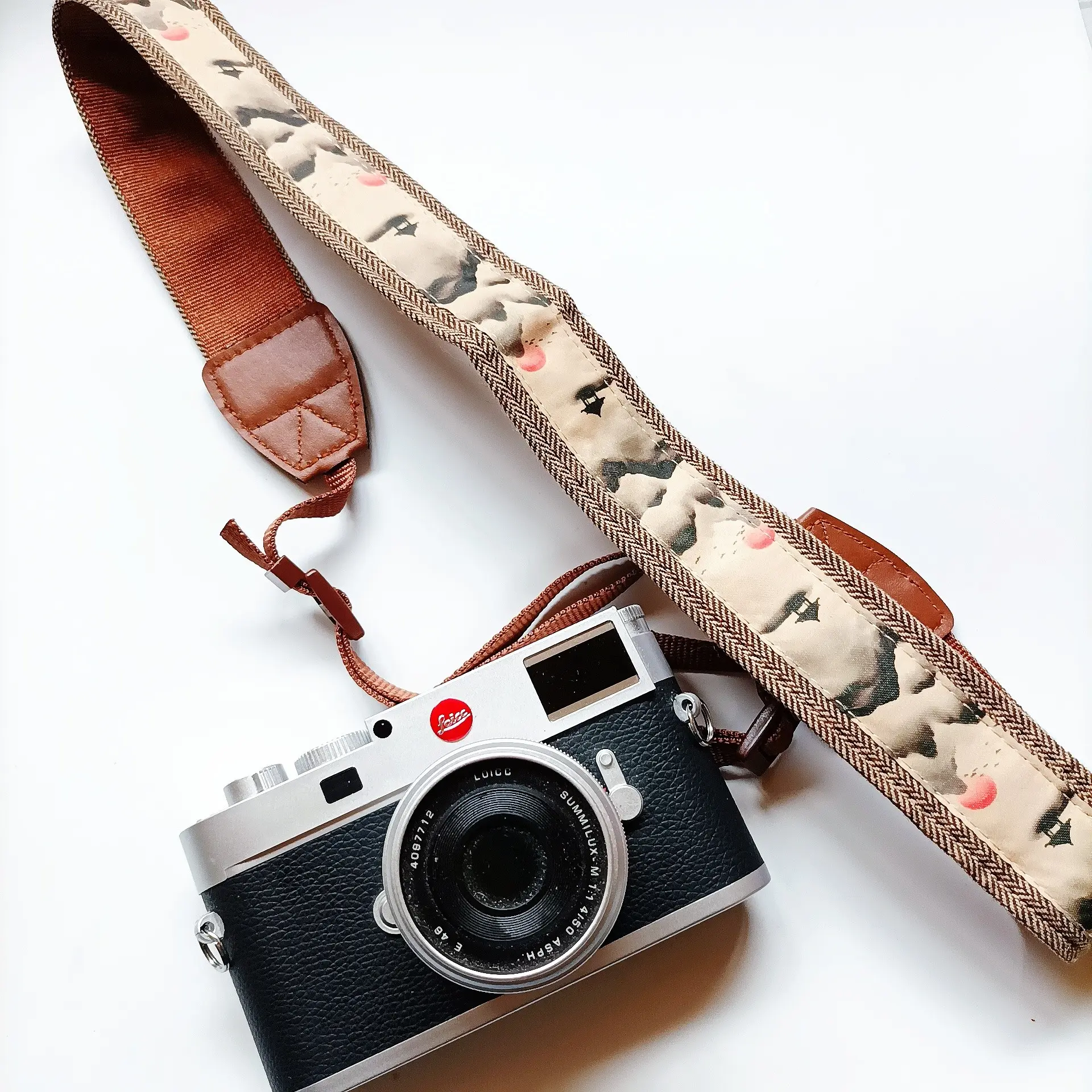 Oriental Ink Landscape Print Adjustable Wide Camera Strap, Multi‑Purpose Shoulder Sling for Camera, Bag & Water Bottle, Vintage Faux Leather End Universal Decor Accessory for Women Photographers