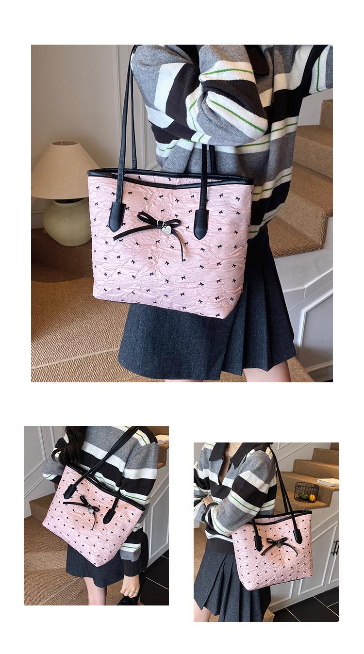 Casual Large Capacity Heart Shaped Butterfly Knot Single Shoulder Bag Trendy Commuter Tote Bag Urban Minimalist Style 2025 Au...