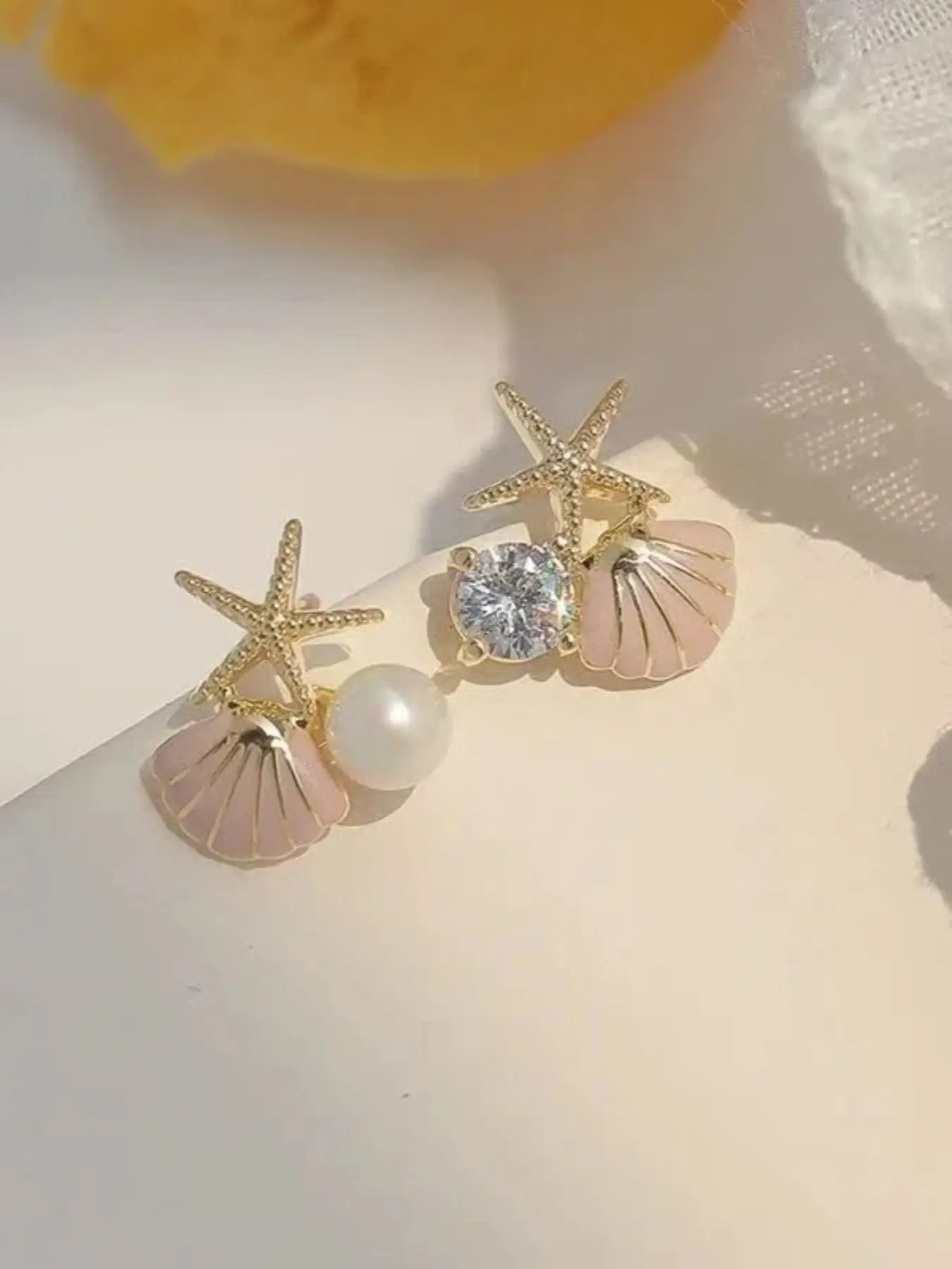 New Summer Dopamine Ocean Series Starfish Dreamy Earrings, Pink Blue White Available,Suitable for wearing with sisters, mothers and best friends, exclusive accessories for seaside vacations.
