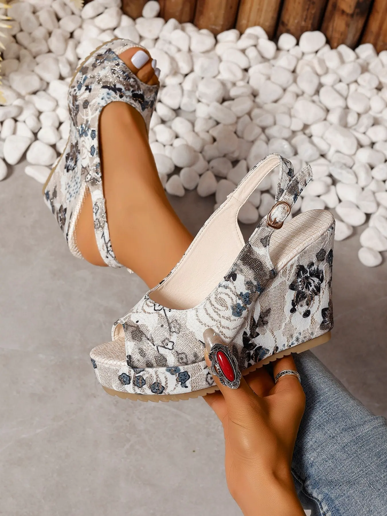 Bohemian Ink Flower Fish Mouth Ankle Strap Wedge Sandals Retro Printed Thick Sole Waterproof Platform High Heeled Women's Shoes, Comfortable Open Toe Daily Casual Beach Vacation Non-Slip Elevating Lightweight Footwear