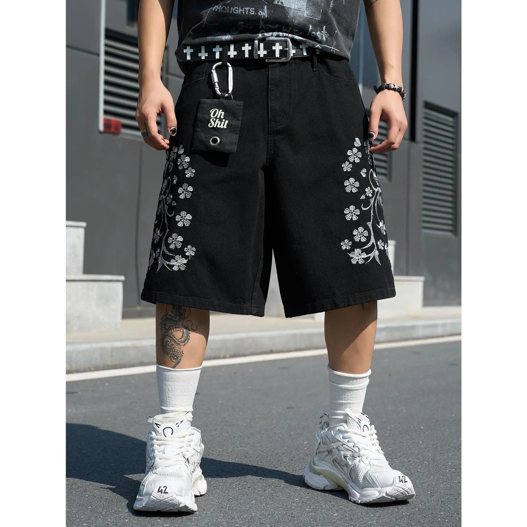 Men's Embroidered Denim Shorts,Vintage Black Wide Leg Jorts,Y2K Loose Fit Skater Jean Shorts