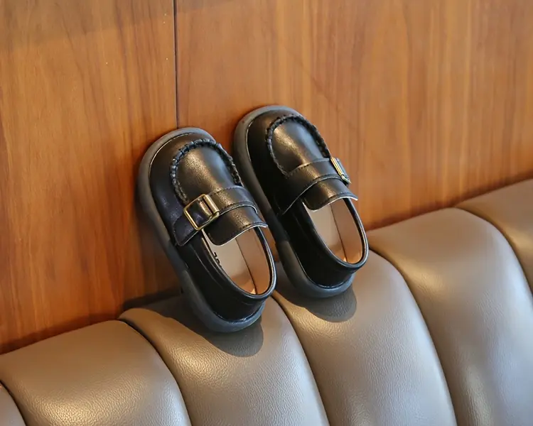 New Arrival British-Style Kids' Loafer Shoes - Round-Toe Synthetic PU Leather Low-Top Soft-Soled Flats, Rubber-Infused Comfortable and Stylish Toddler Footwear for School, Daily Casual, All-Season Use