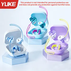 A Set of Swimming Earplugs And Nose Clips, Soft Silicone, Perfect Fit, with a Storage Box for Easy Carrying, Suitable for Bathing, Outdoor Diving, And Swimming Training to Prevent Water from Entering